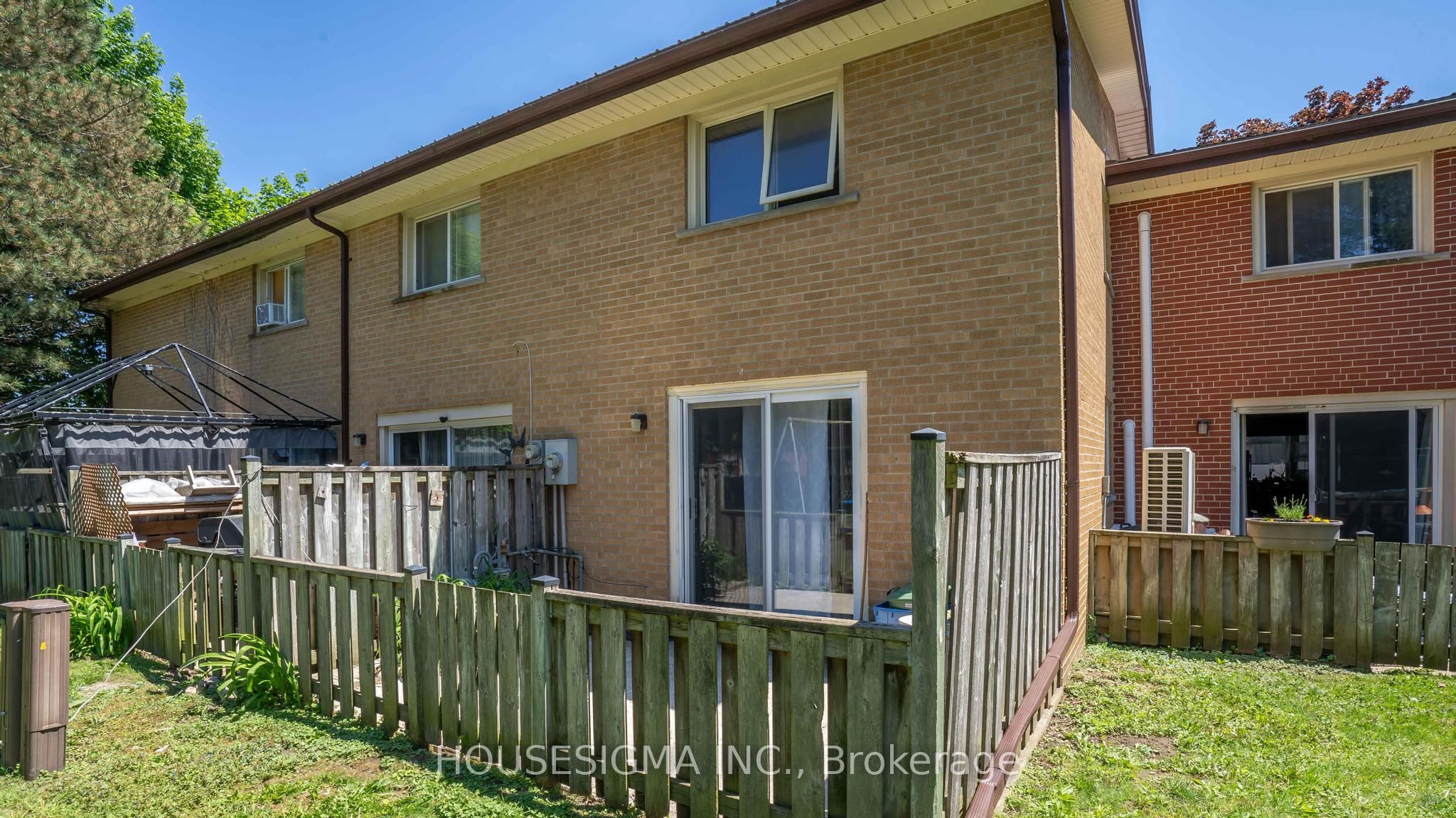 16 Arbour Glen Crescent Property Photo 20