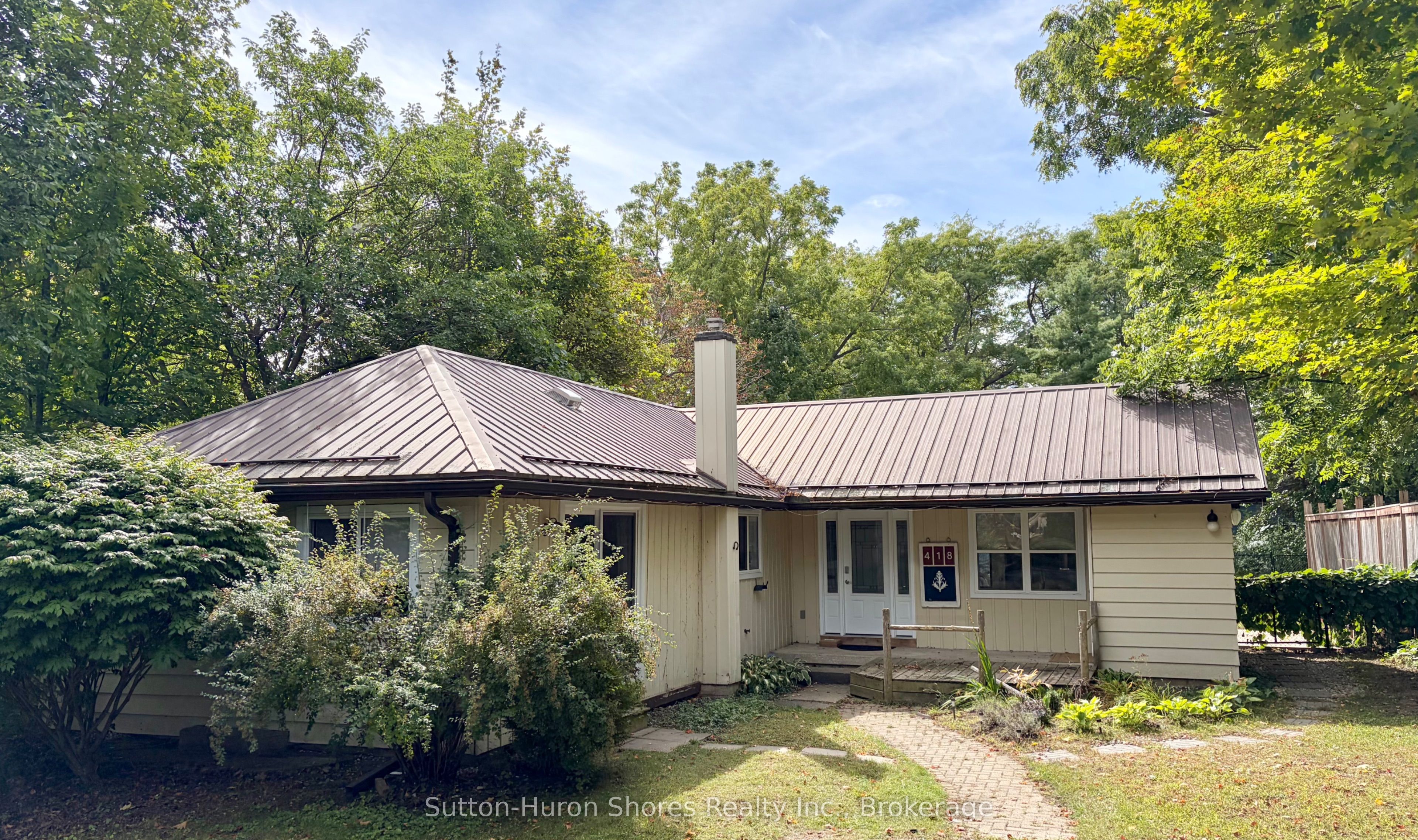 418 Elgin Street Property Photo 1