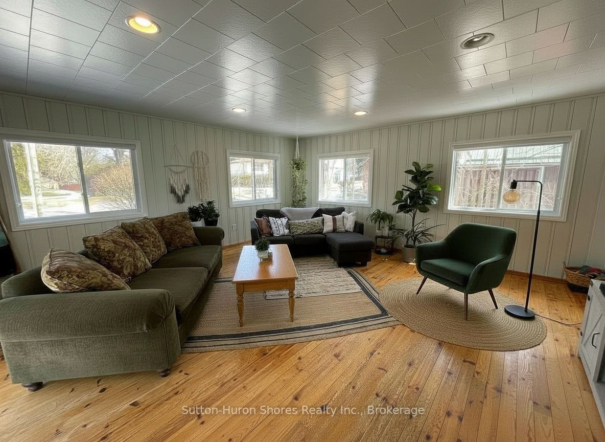418 Elgin Street Property Photo 6