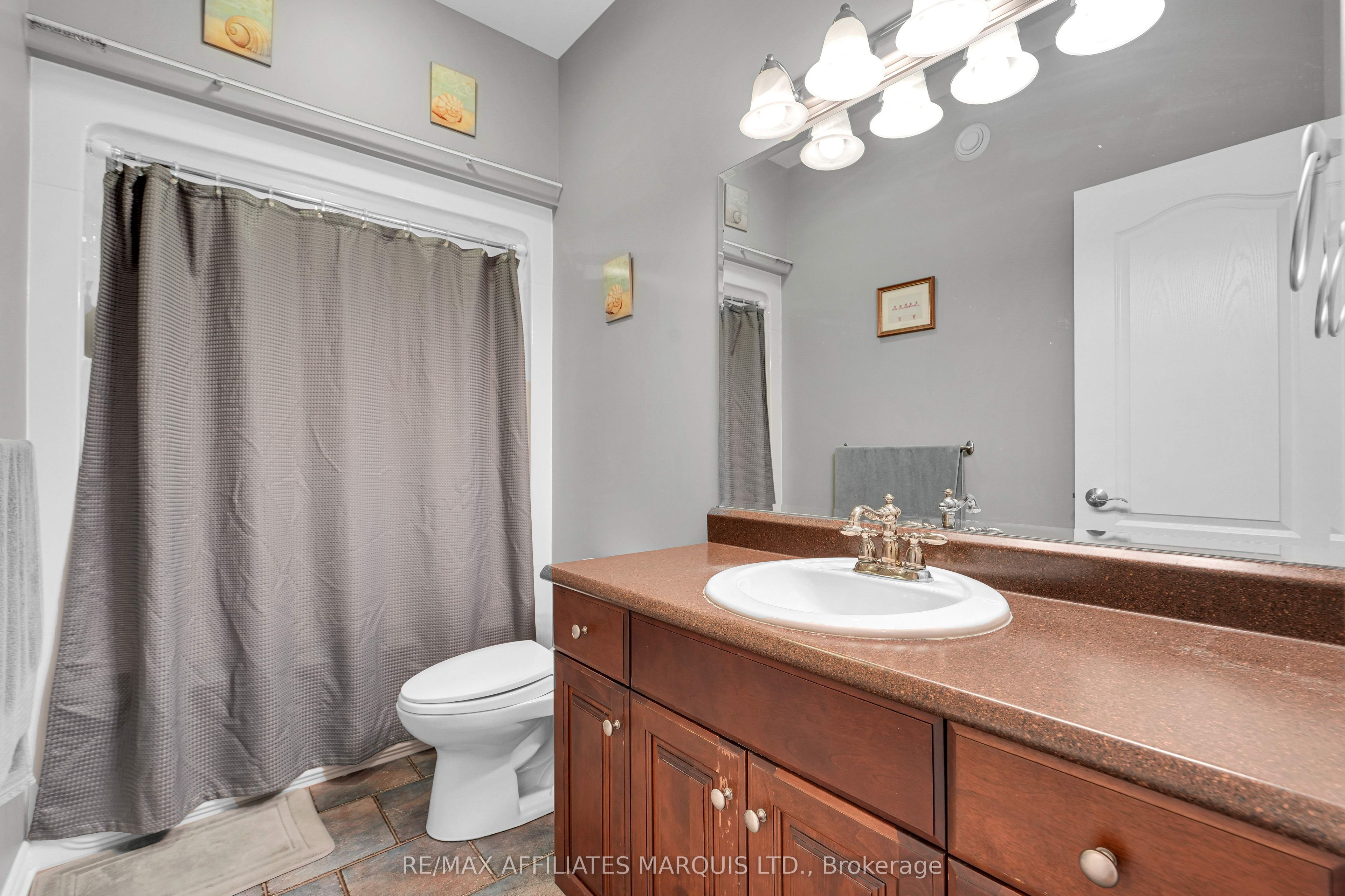 6662 Sutherland Avenue Property Photo 27