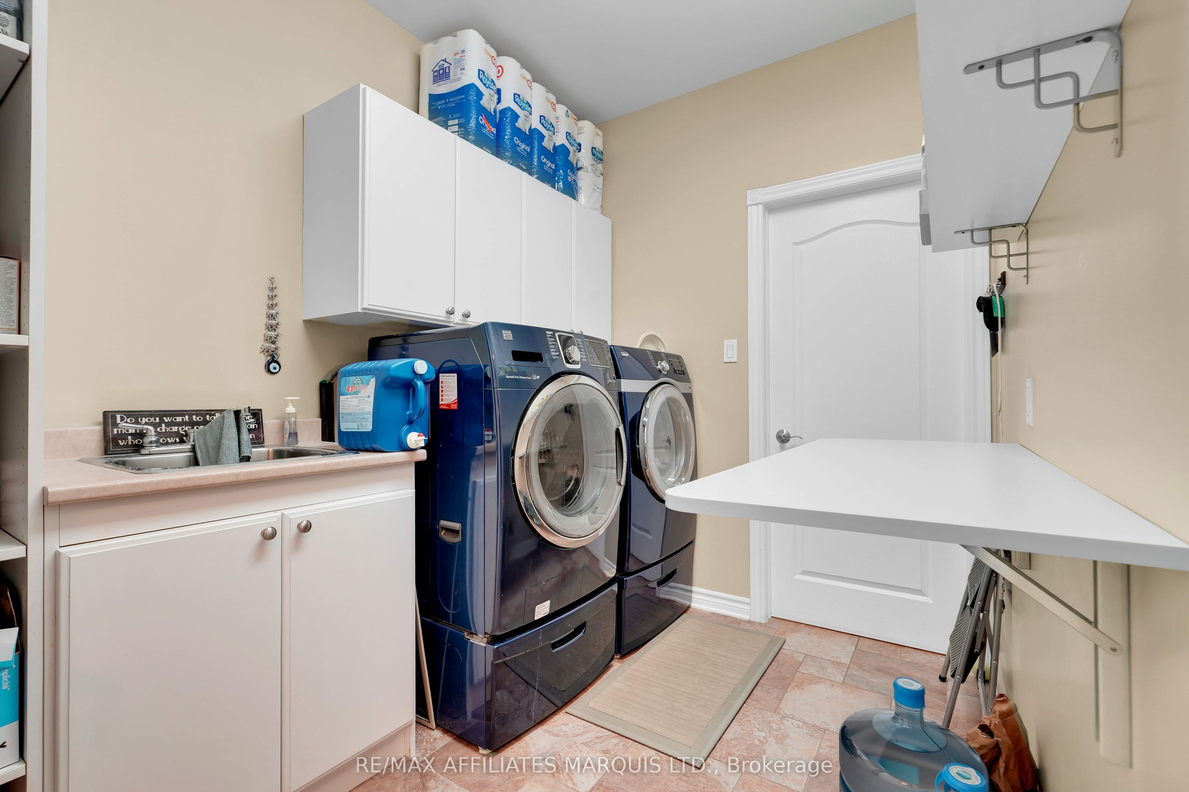 6662 Sutherland Avenue Property Photo 28