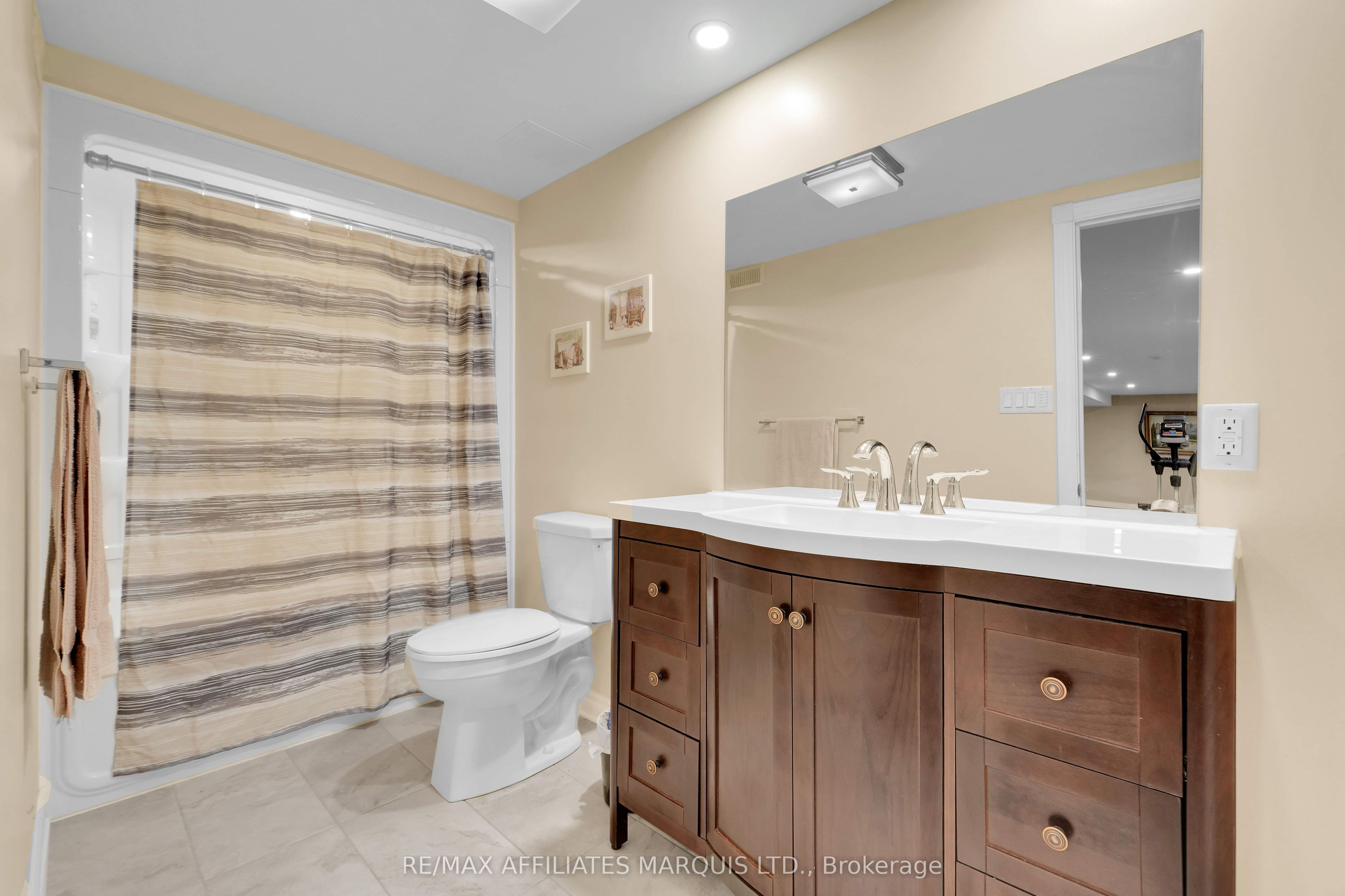 6662 Sutherland Avenue Property Photo 34