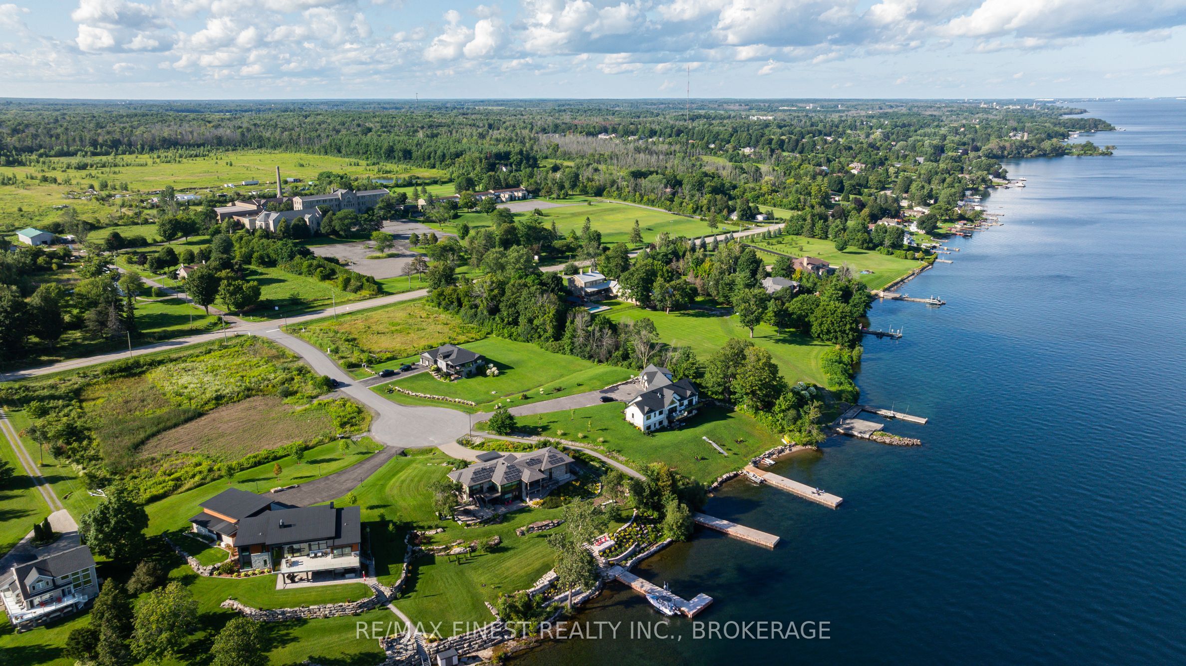1 Shoreside Way Property Photo 16