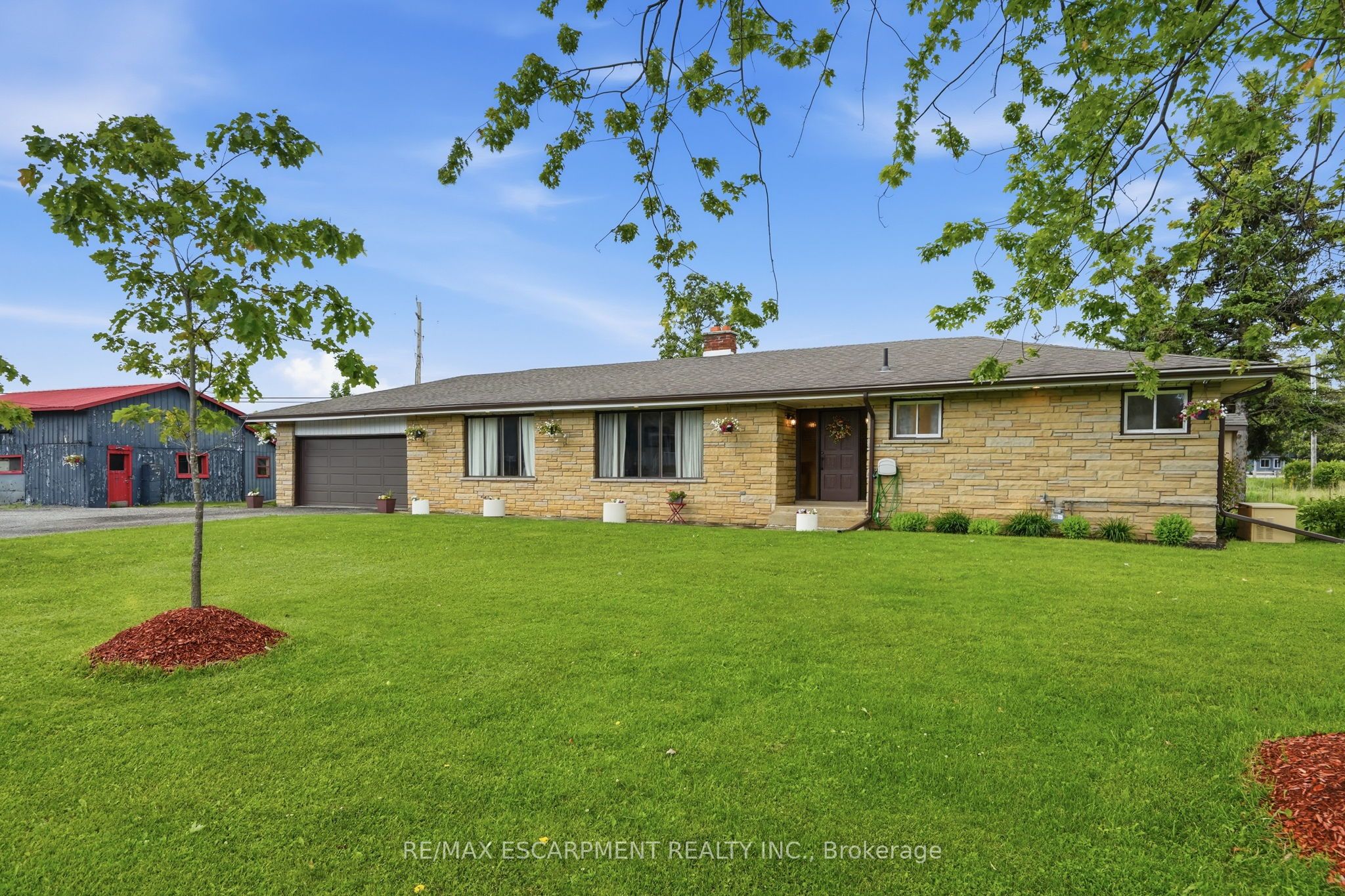 1408 Edgewood Road Property Photo 2
