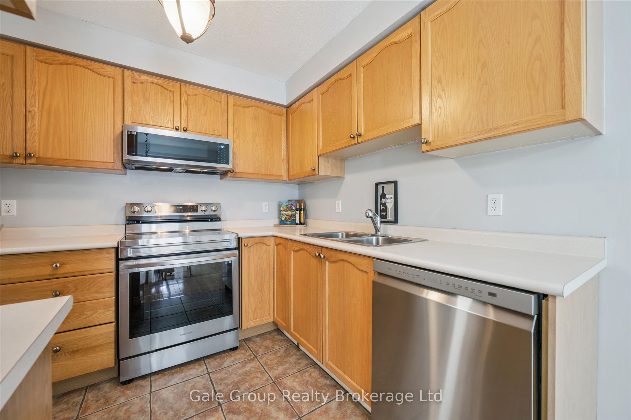 116 Gibbons Drive Property Photo 13