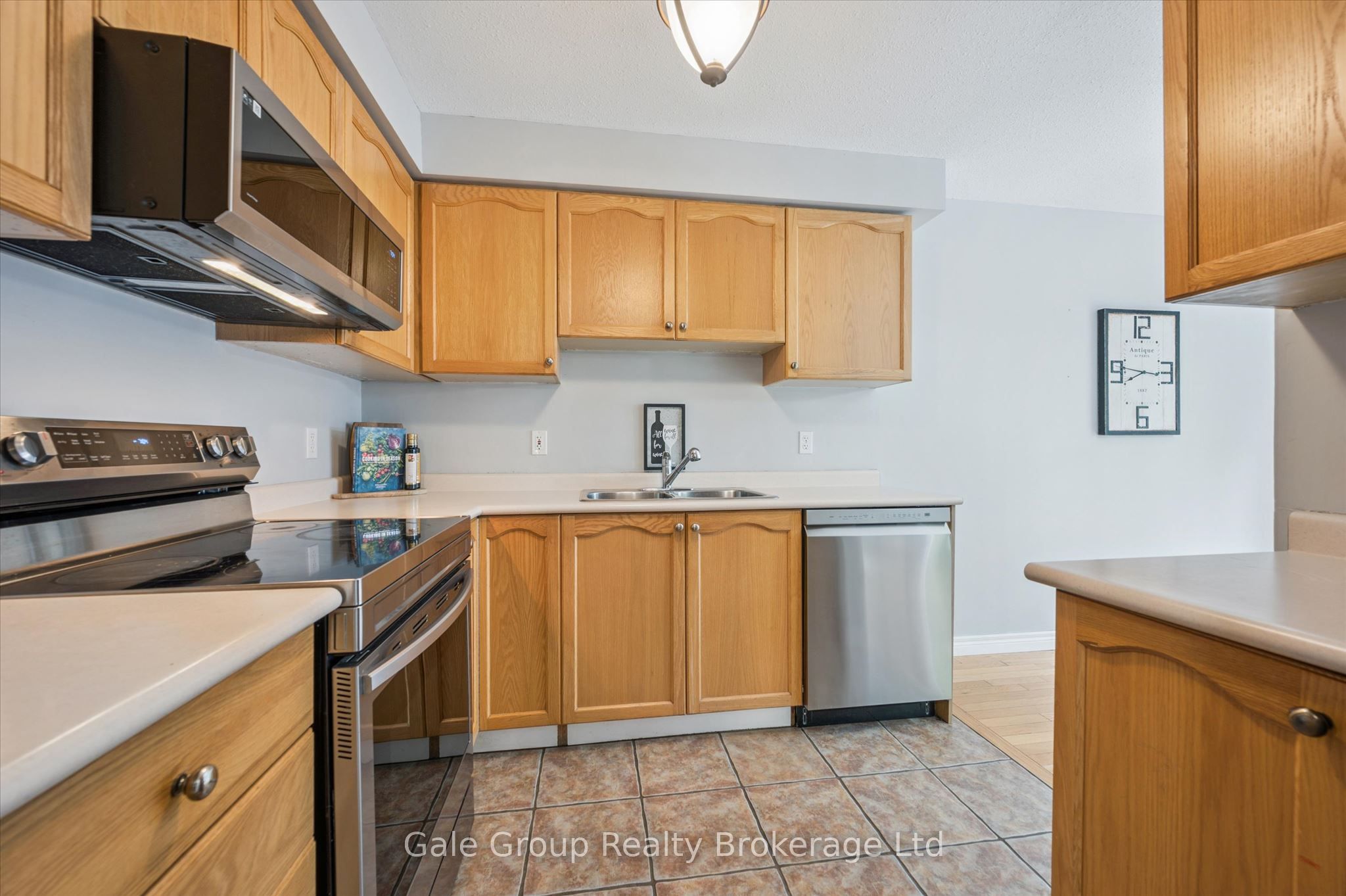 116 Gibbons Drive Property Photo 14