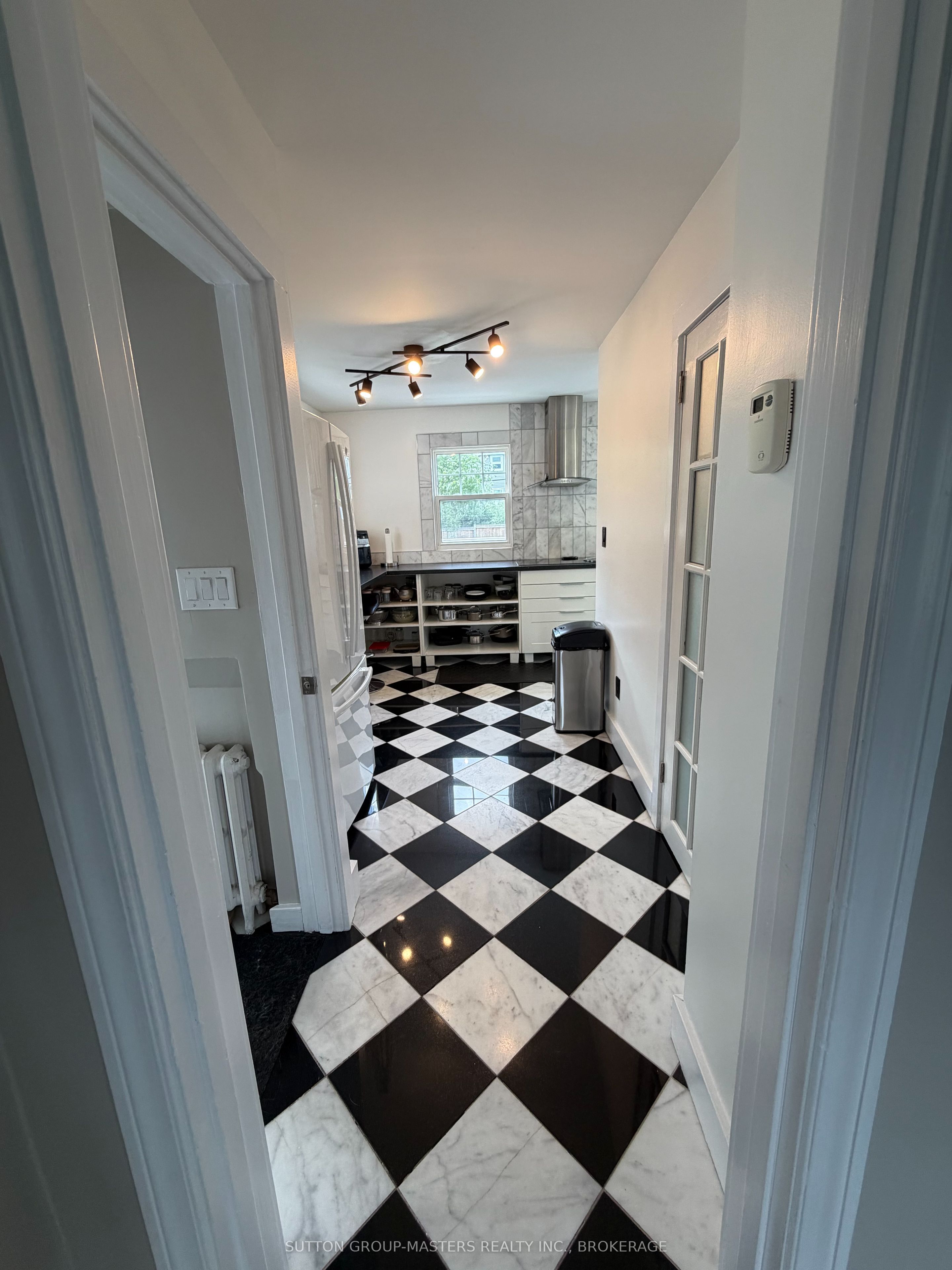 50 Brompton Road Property Photo 6