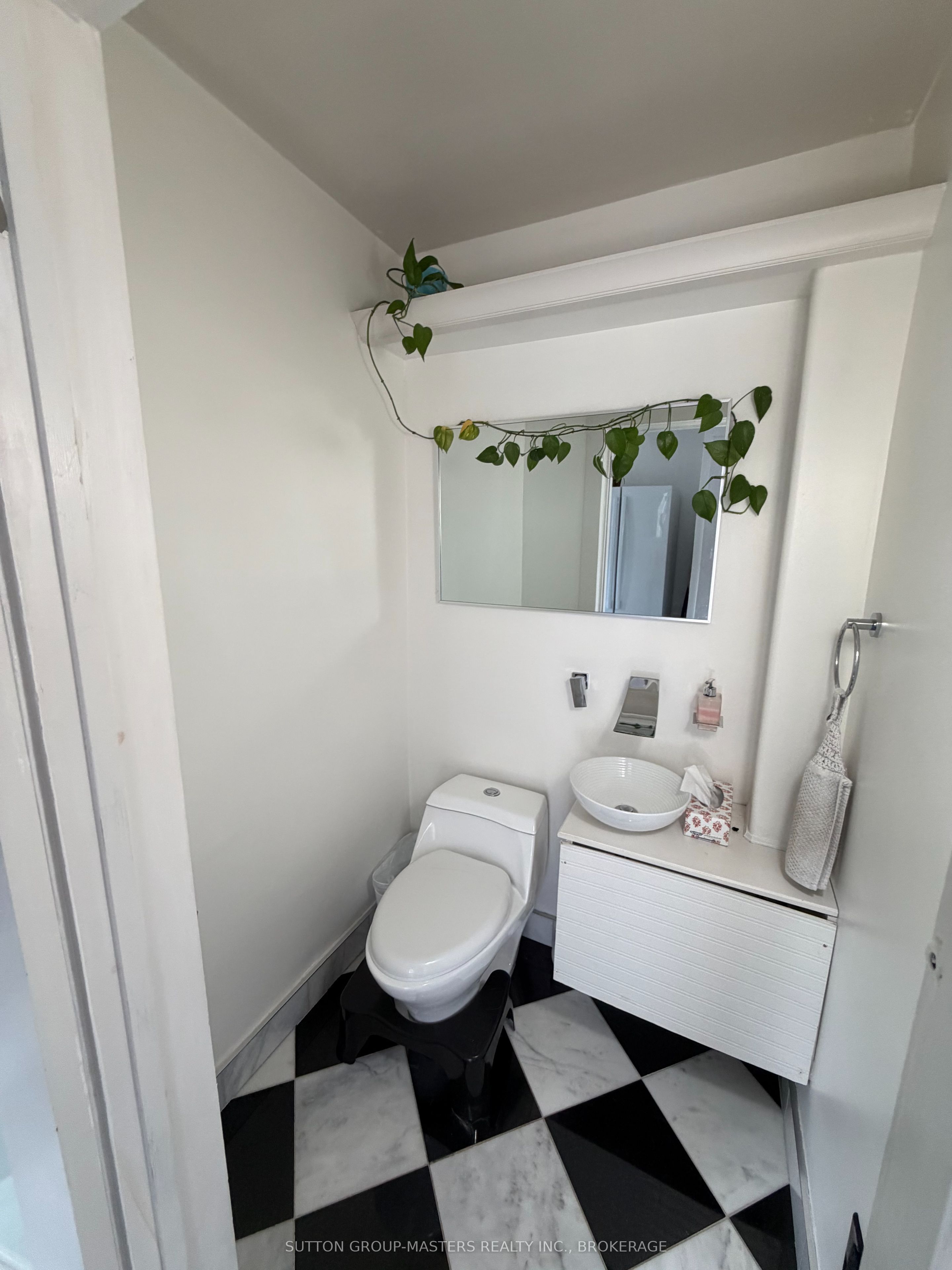 50 Brompton Road Property Photo 13