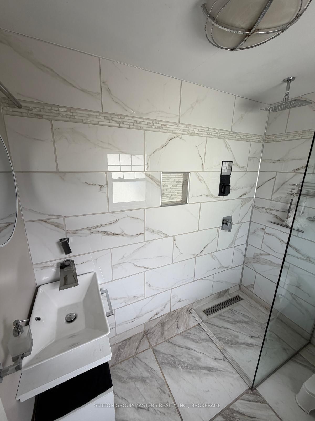 50 Brompton Road Property Photo 18