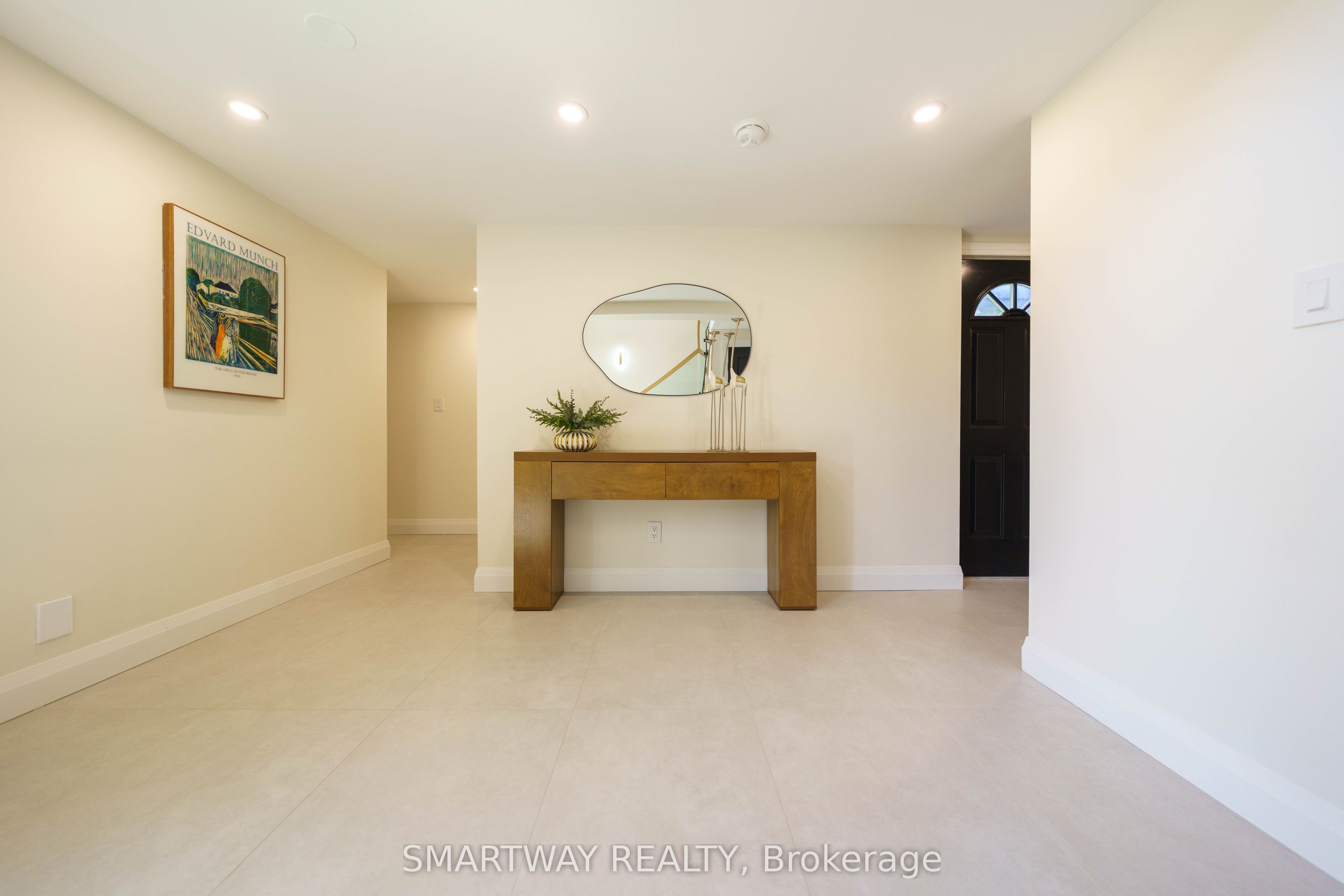 107 Campbell Crescent Property Photo 8