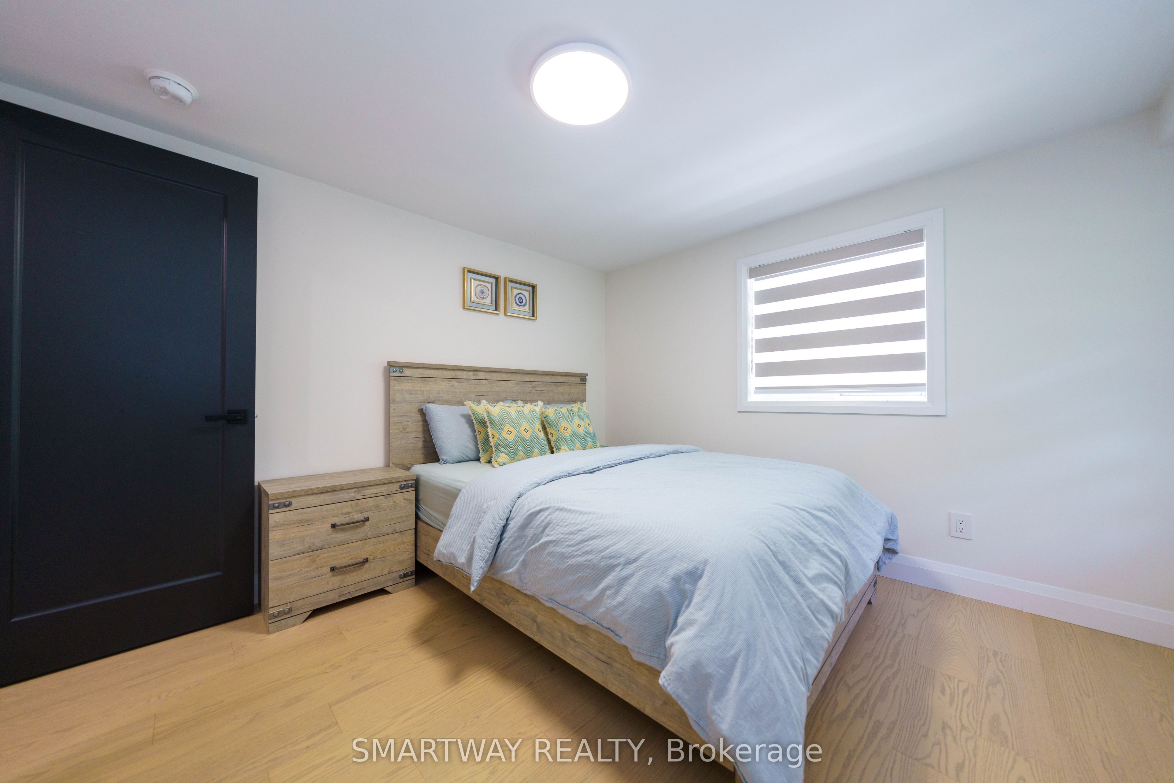 107 Campbell Crescent Property Photo 35