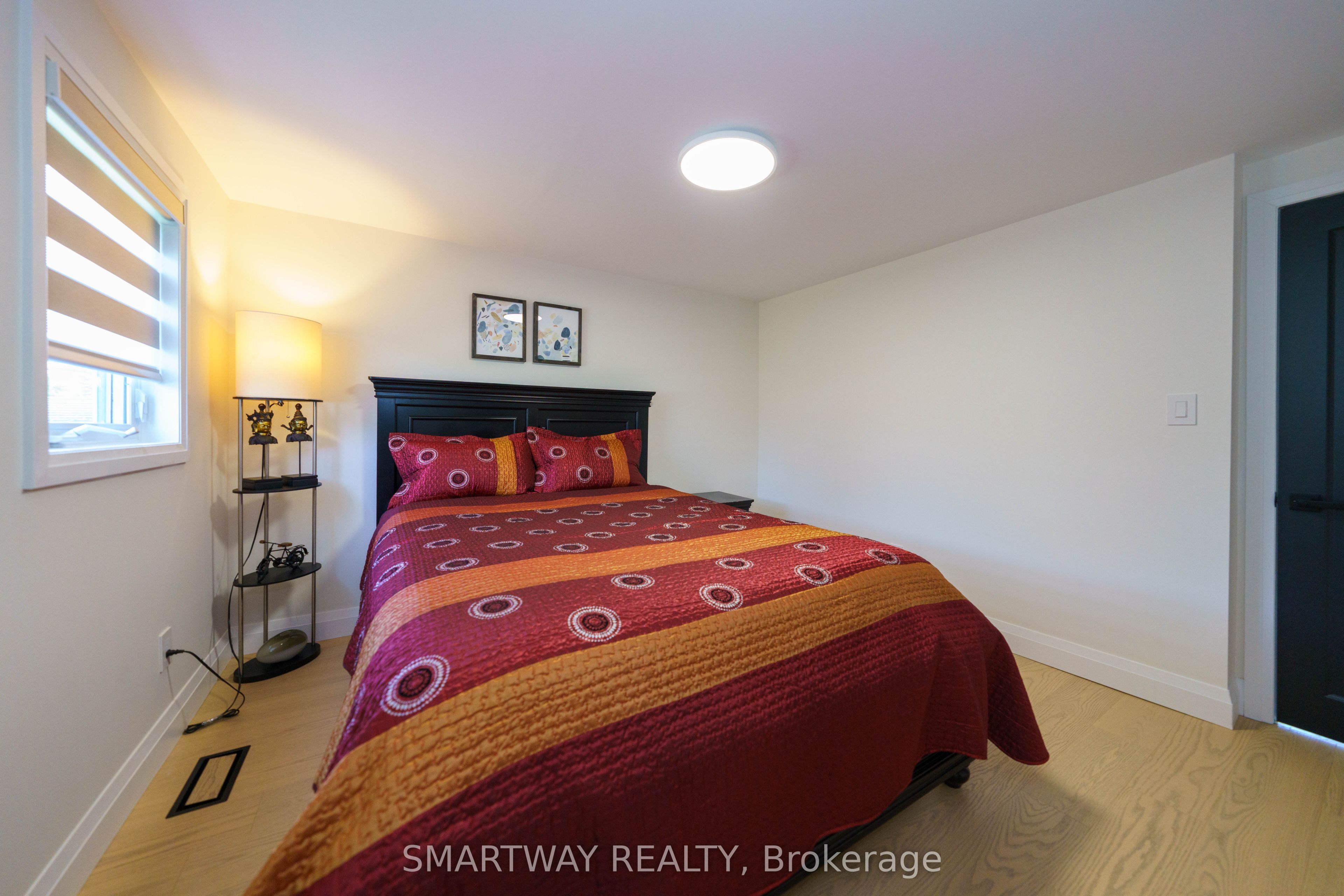 107 Campbell Crescent Property Photo 38