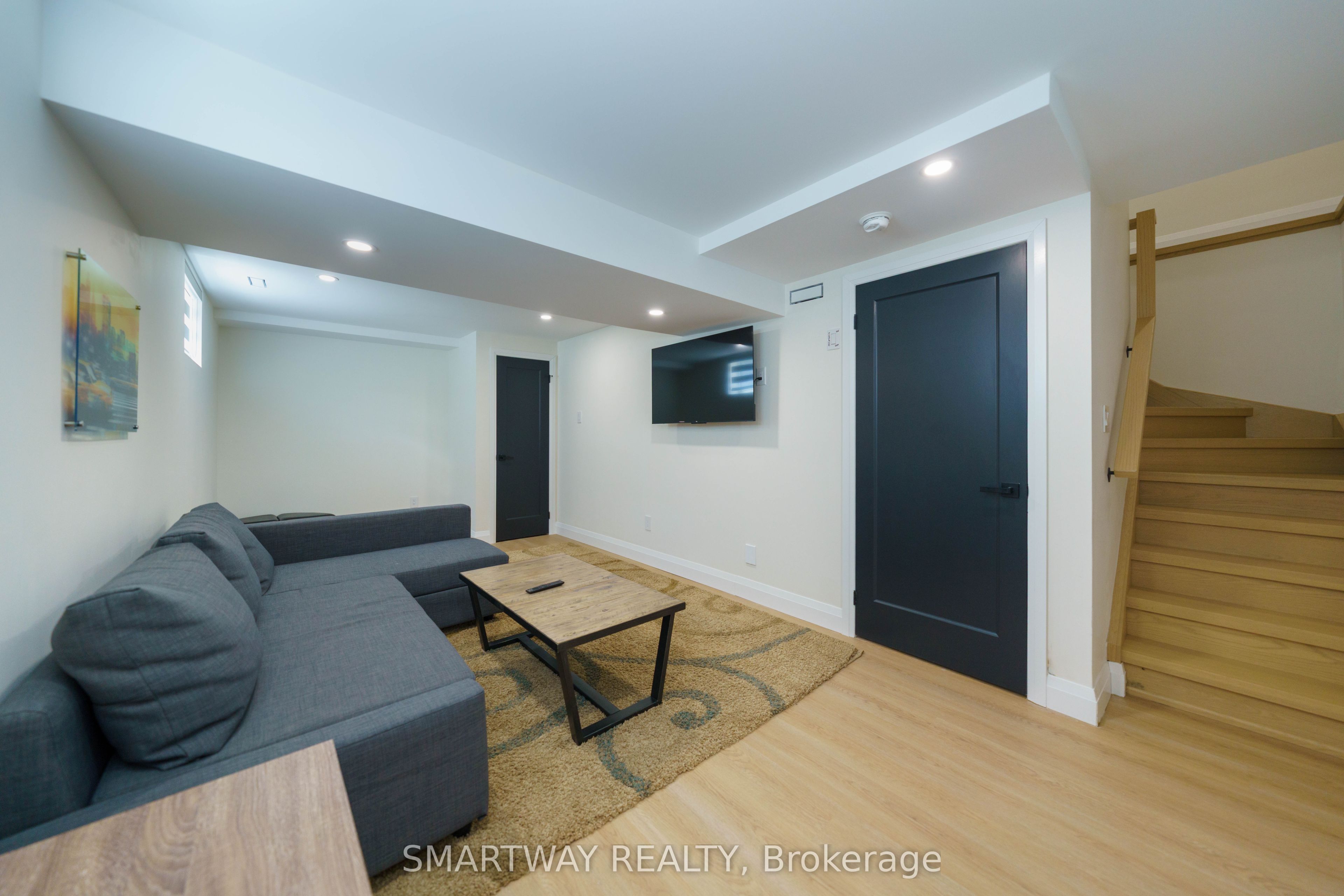 107 Campbell Crescent Property Photo 41