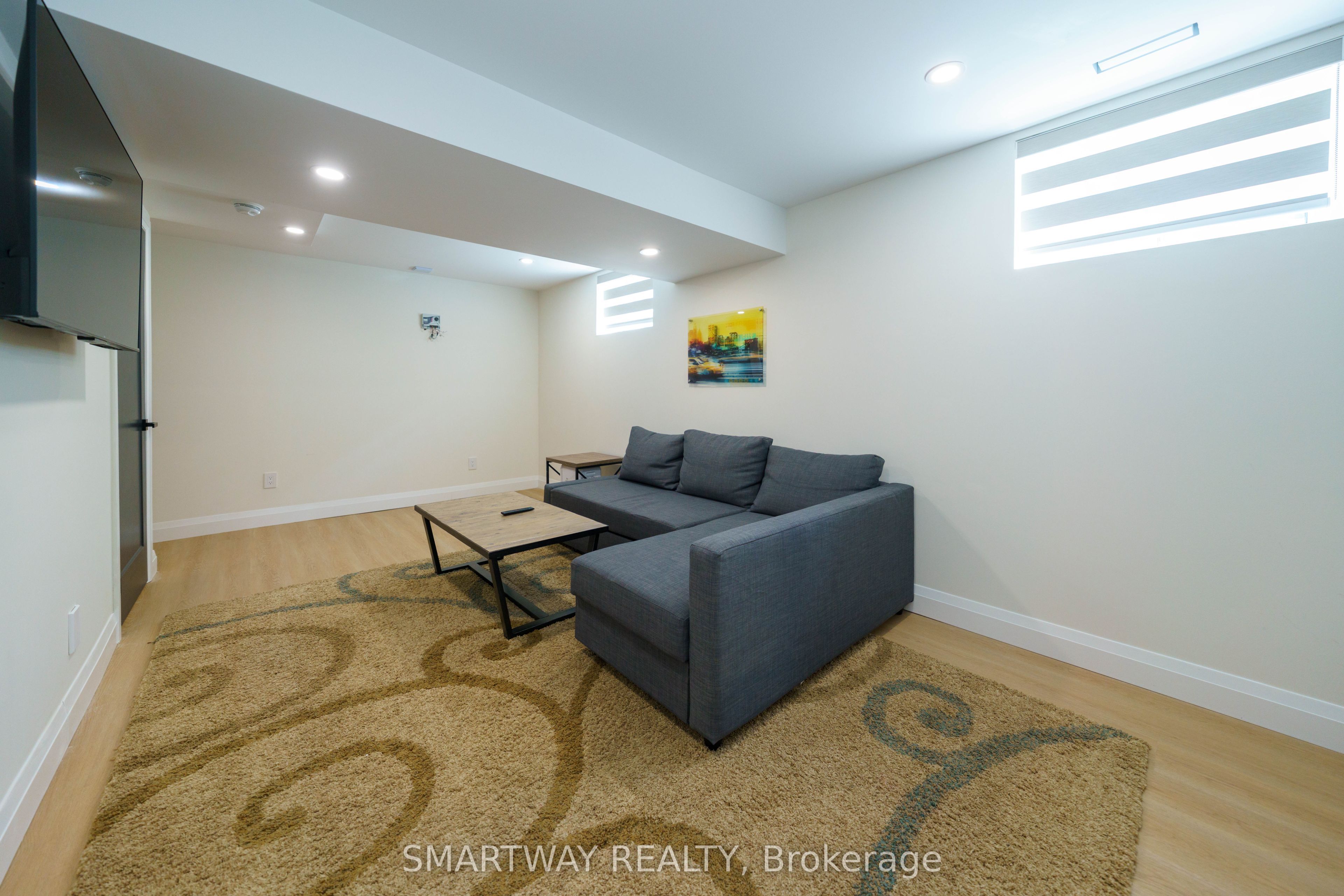 107 Campbell Crescent Property Photo 42