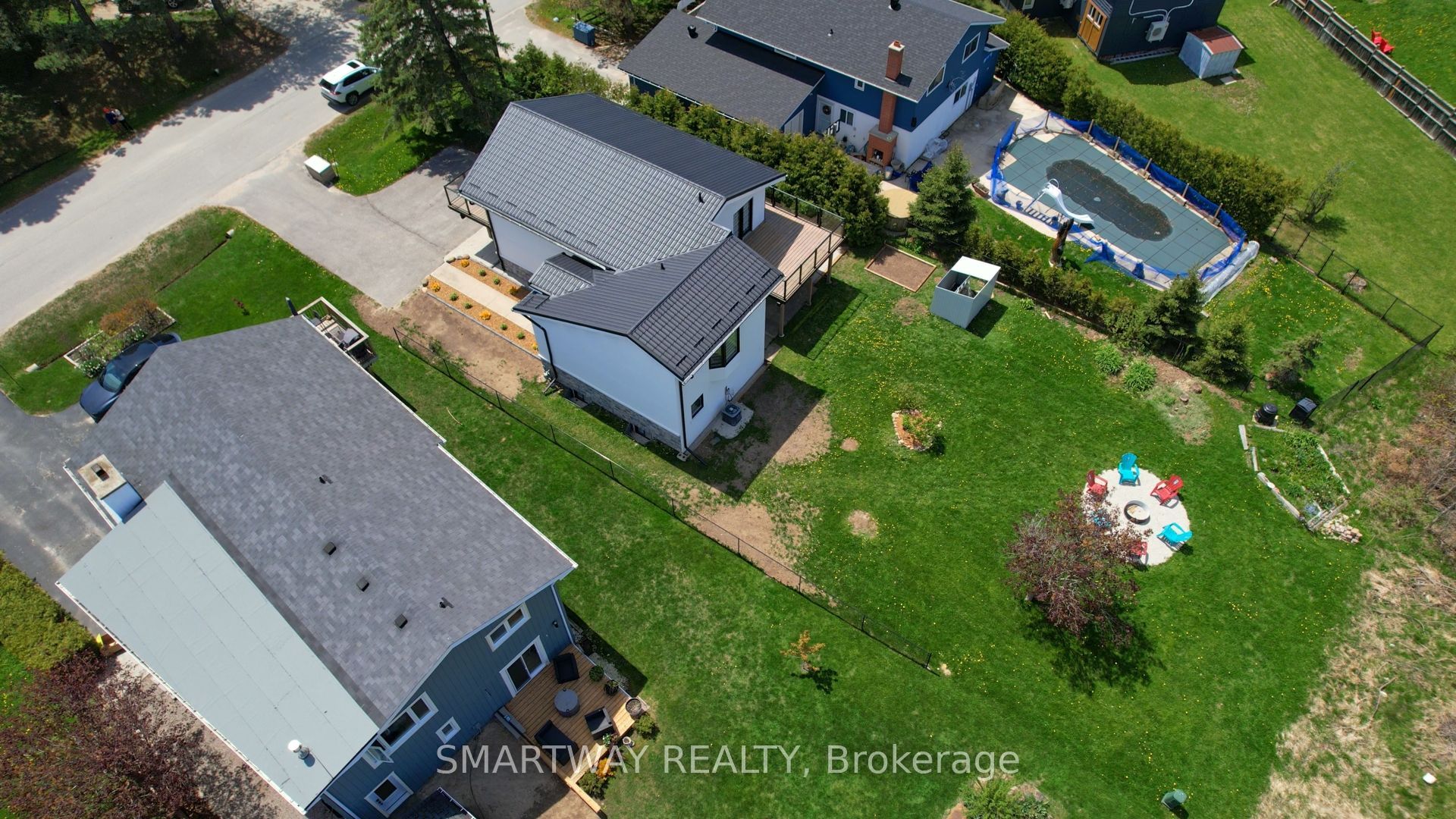 107 Campbell Crescent Property Photo 45