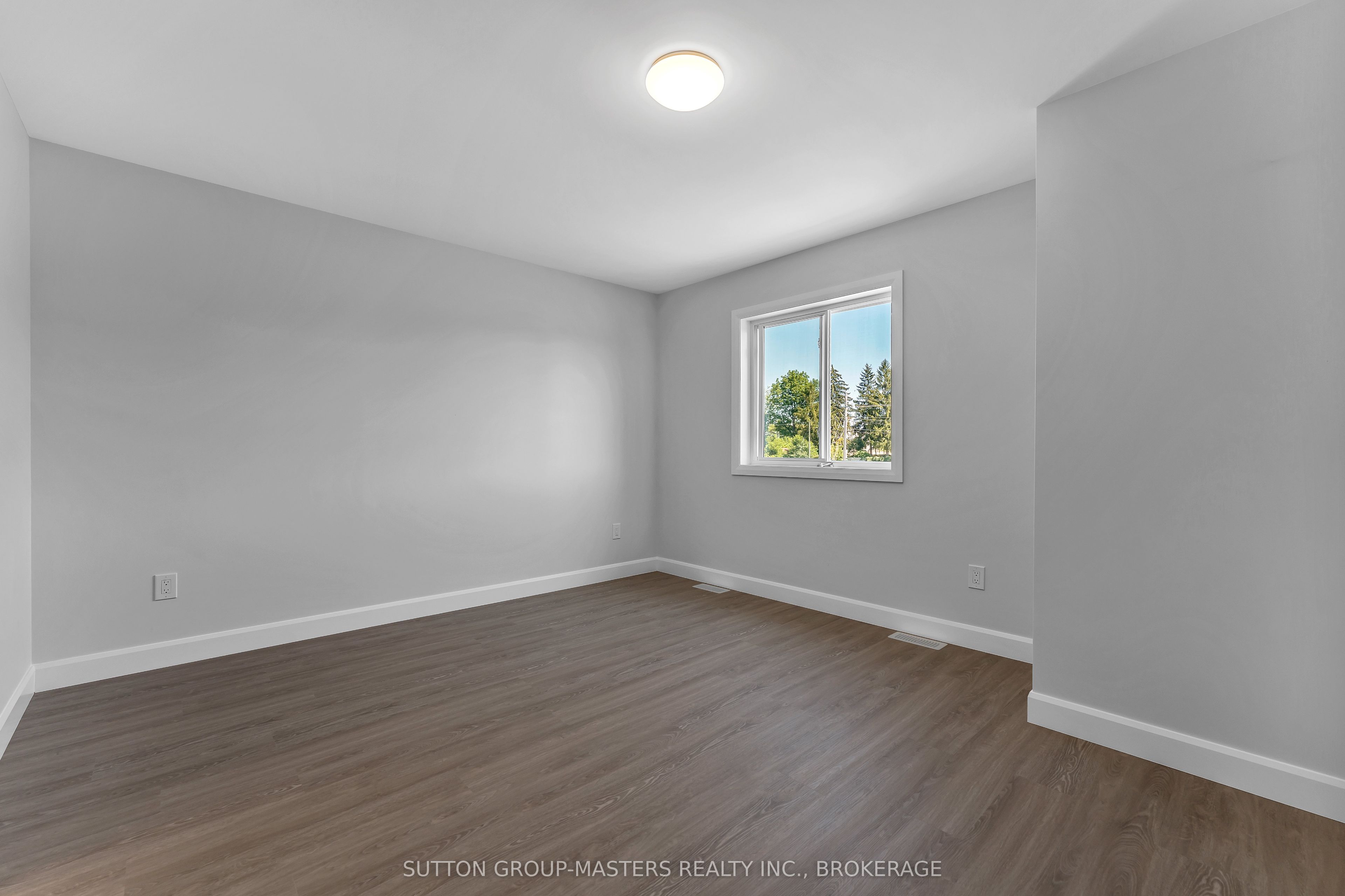 108 Main Street B Property Photo 16