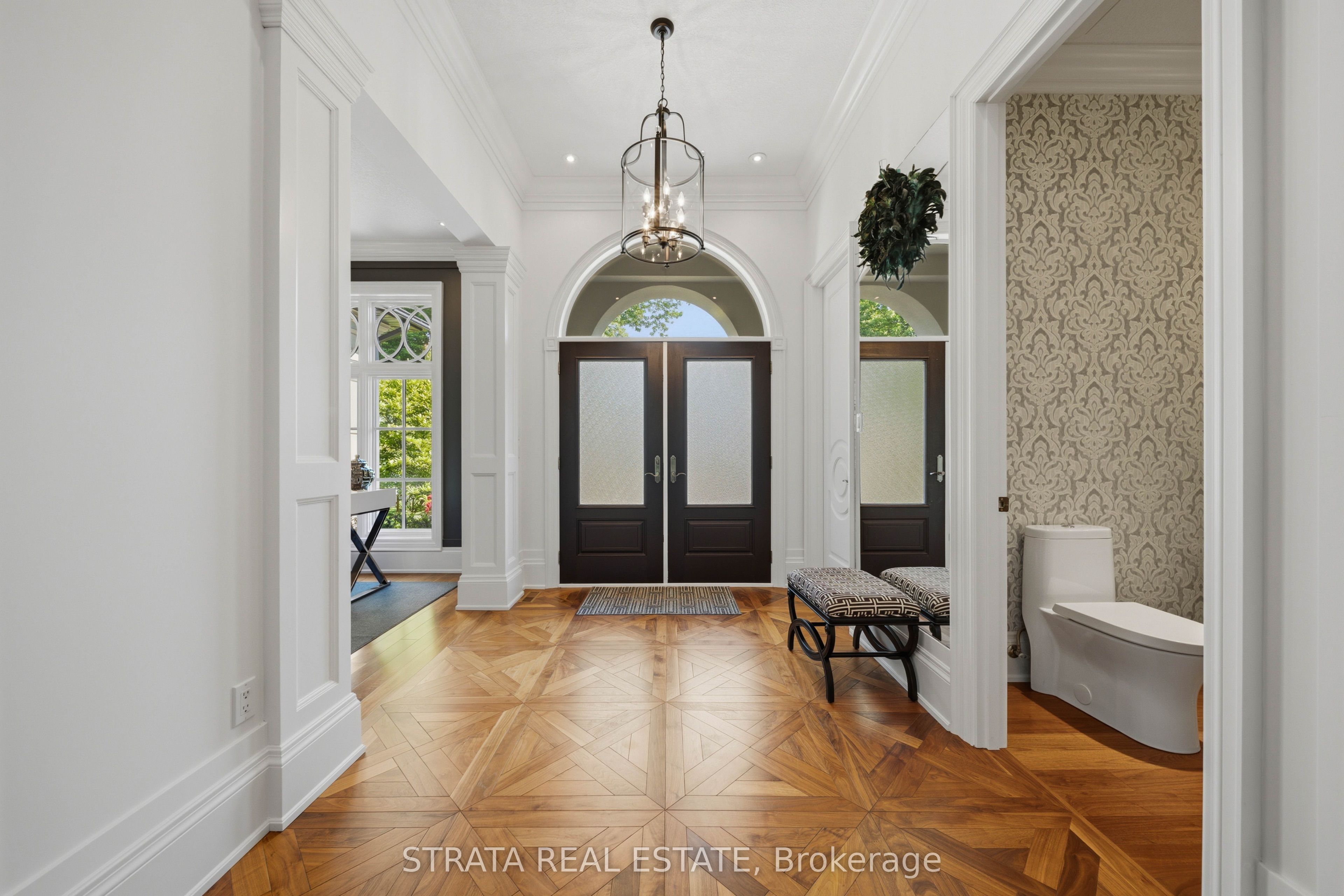 1577 Gloucester Road Property Photo 14