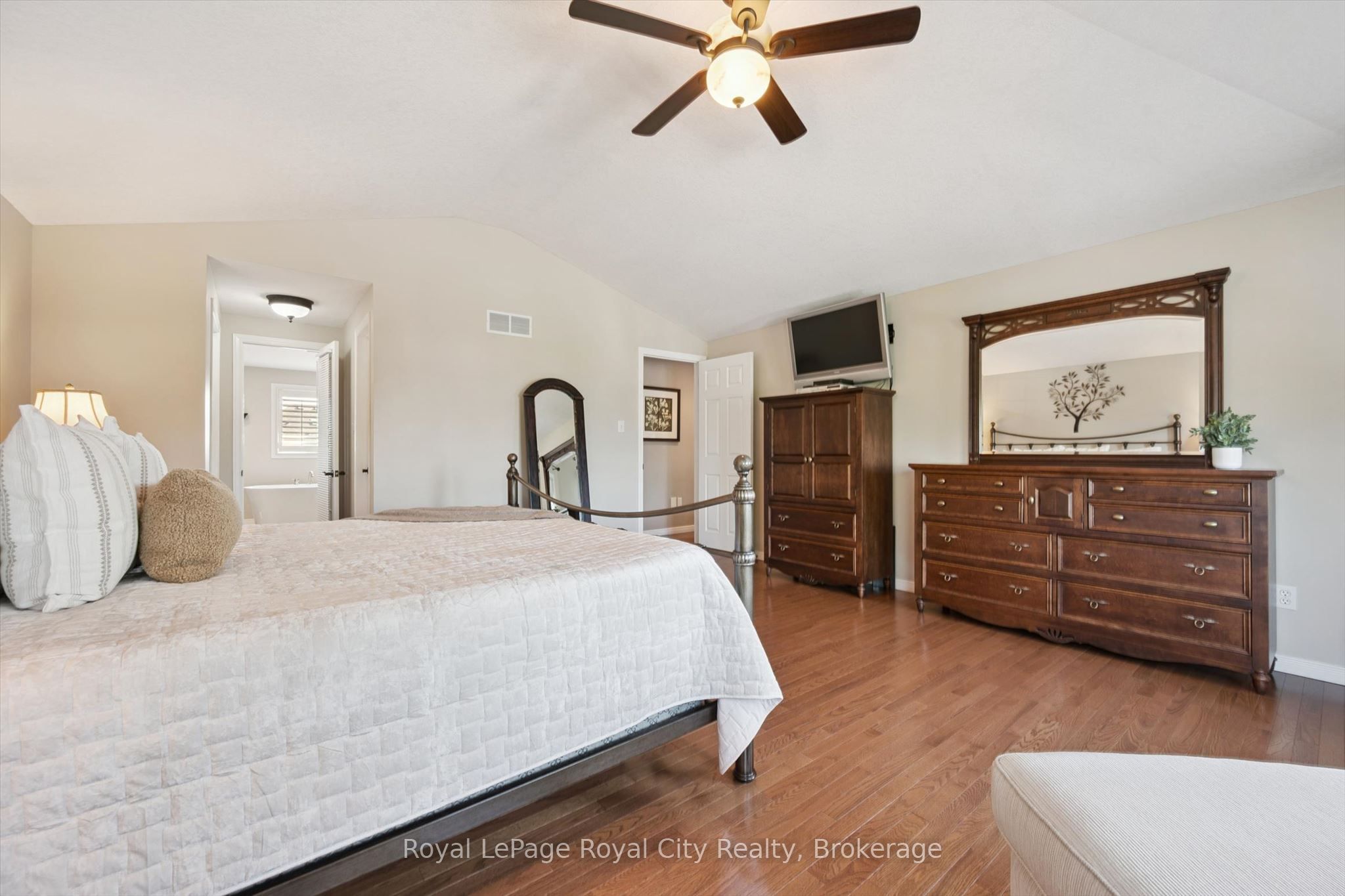 32 Pine Ridge Drive Property Photo 23