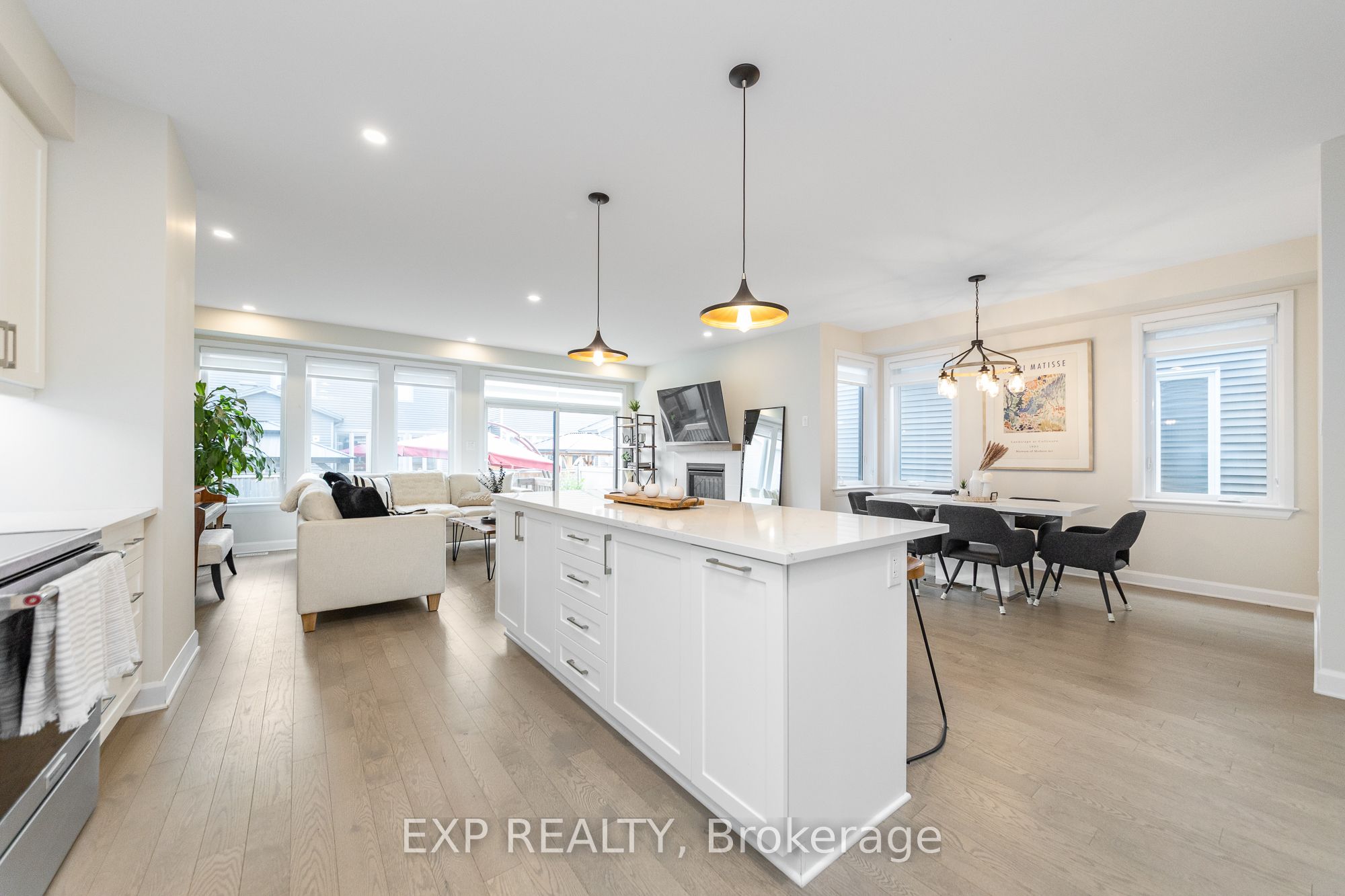 616 Moonflower Crescent Property Photo 15