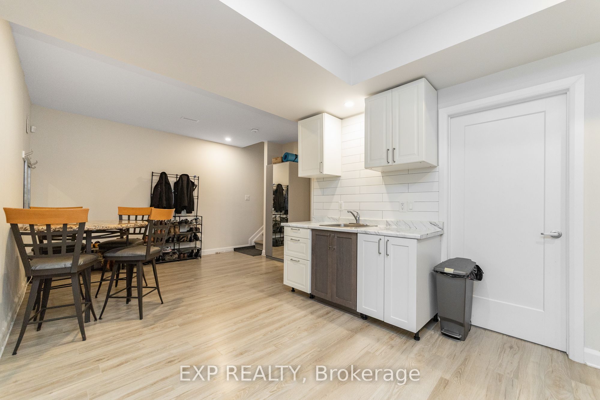 616 Moonflower Crescent Property Photo 44