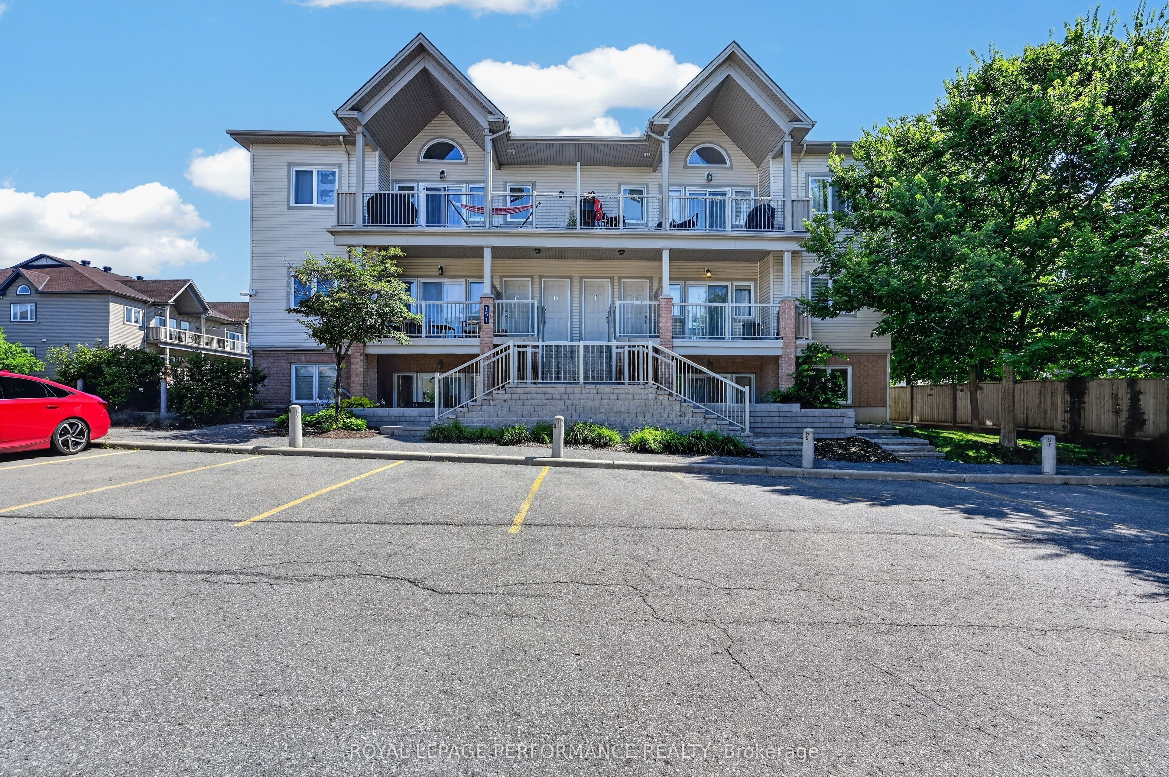 151 Mocha Private F Property Photo 2