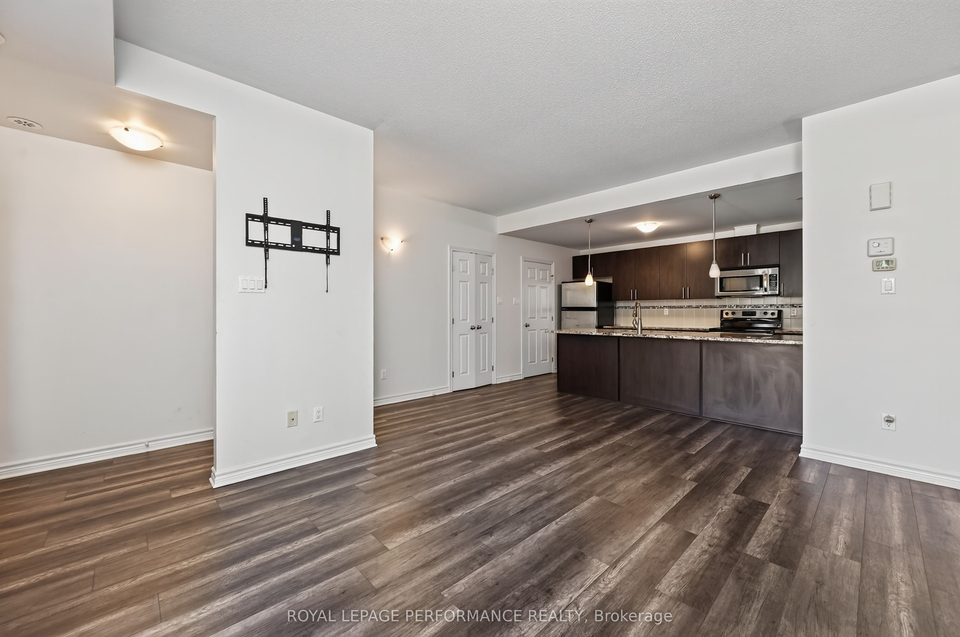 151 Mocha Private F Property Photo 6