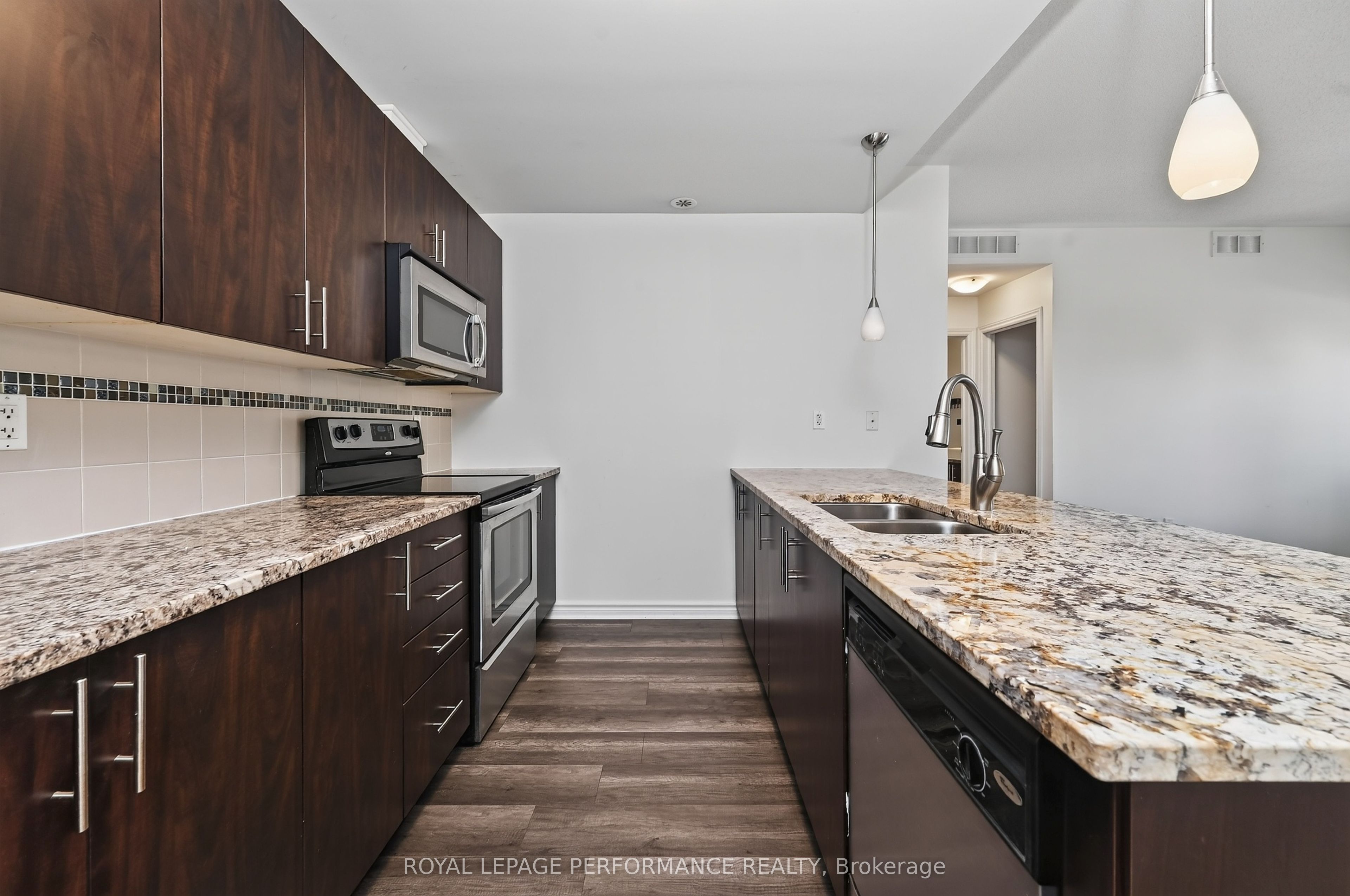 151 Mocha Private F Property Photo 9