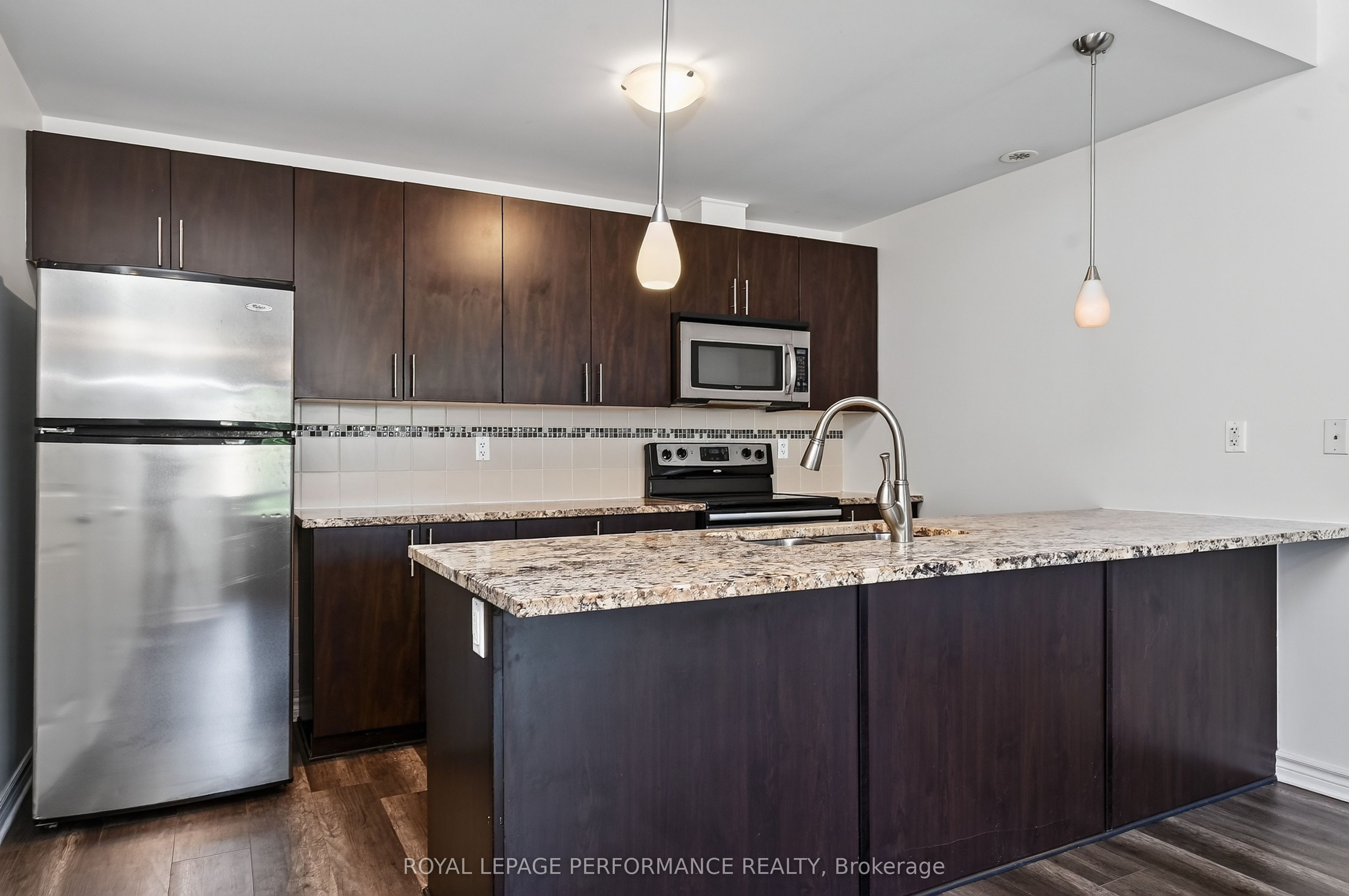 151 Mocha Private F Property Photo 21