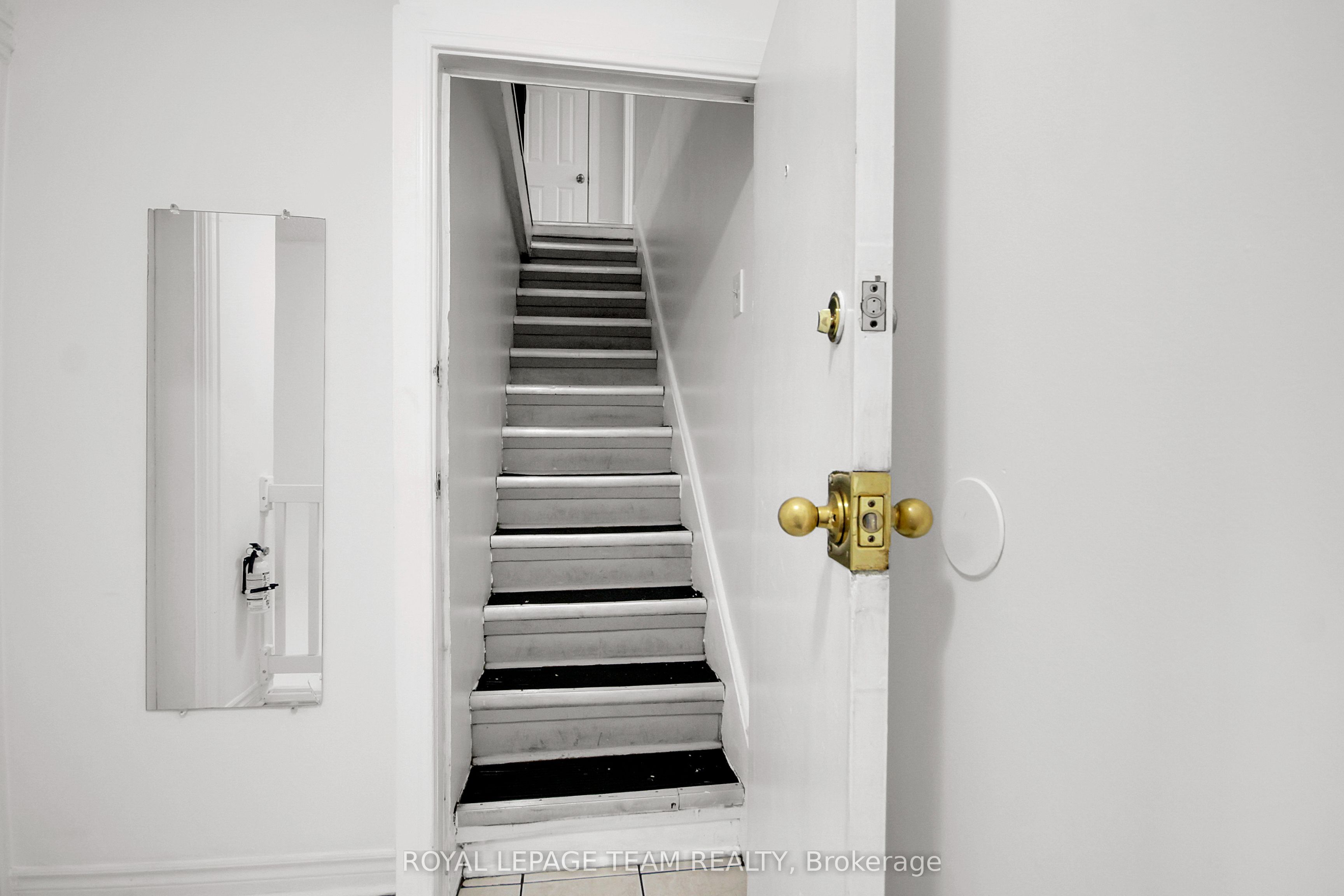 4 Eccles Street 5 Property Photo 6