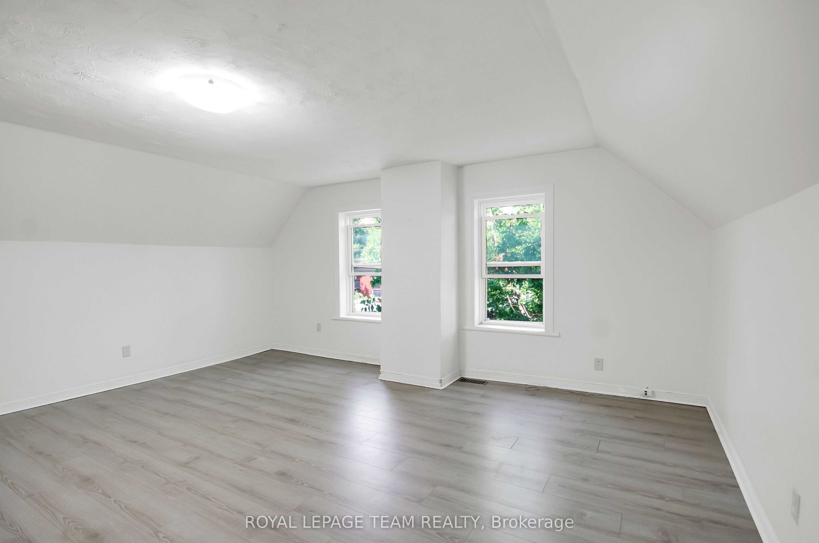 4 Eccles Street 5 Property Photo 9
