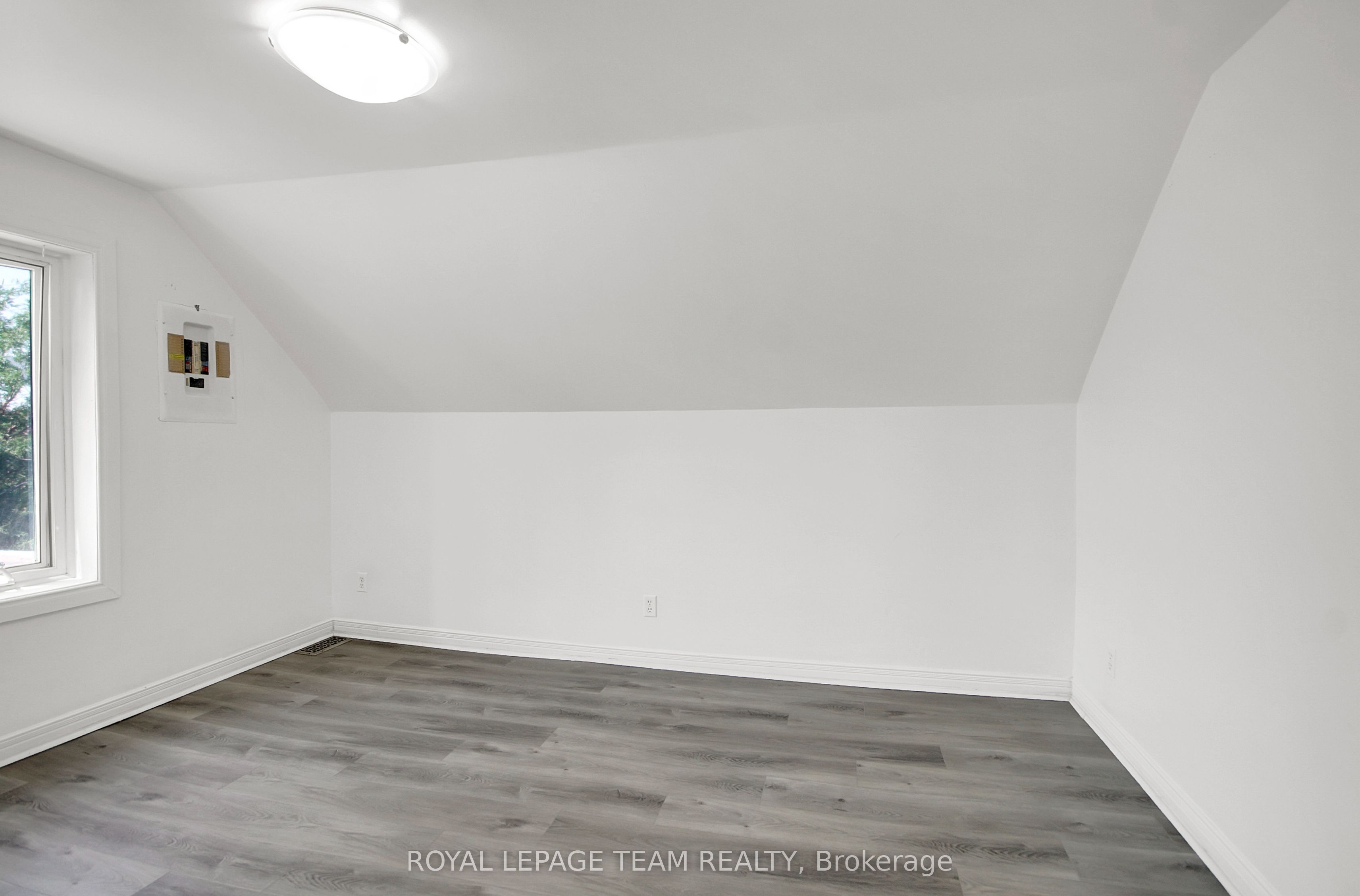 4 Eccles Street 5 Property Photo 21