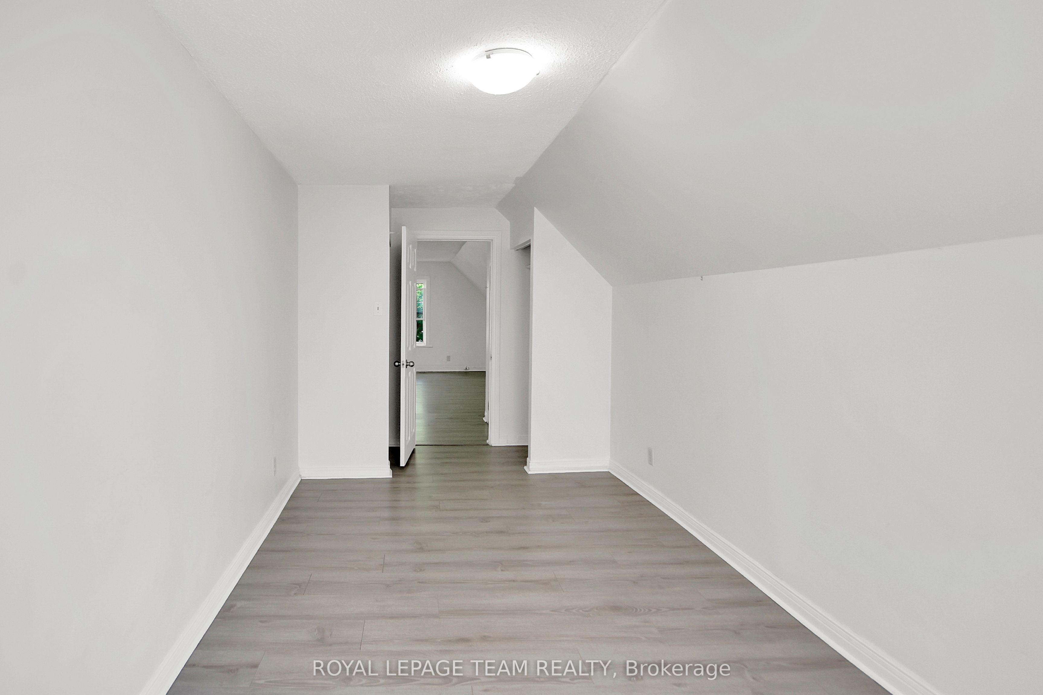 4 Eccles Street 5 Property Photo 28