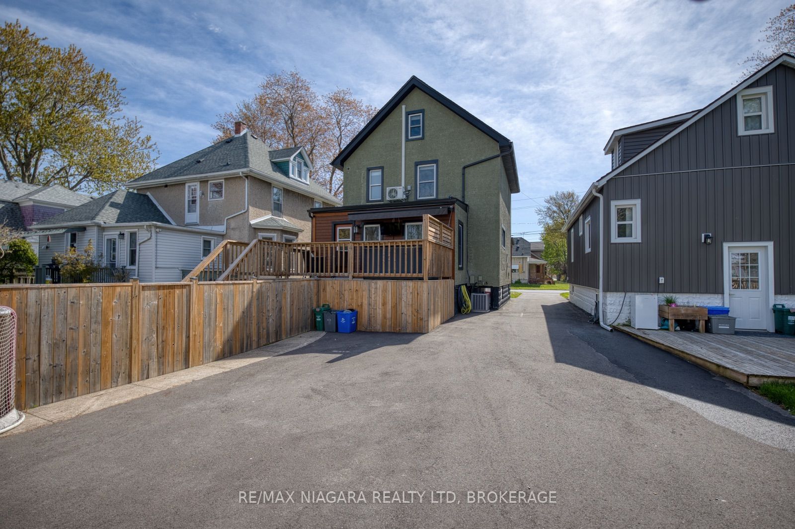 168 Steele Street Property Photo 7