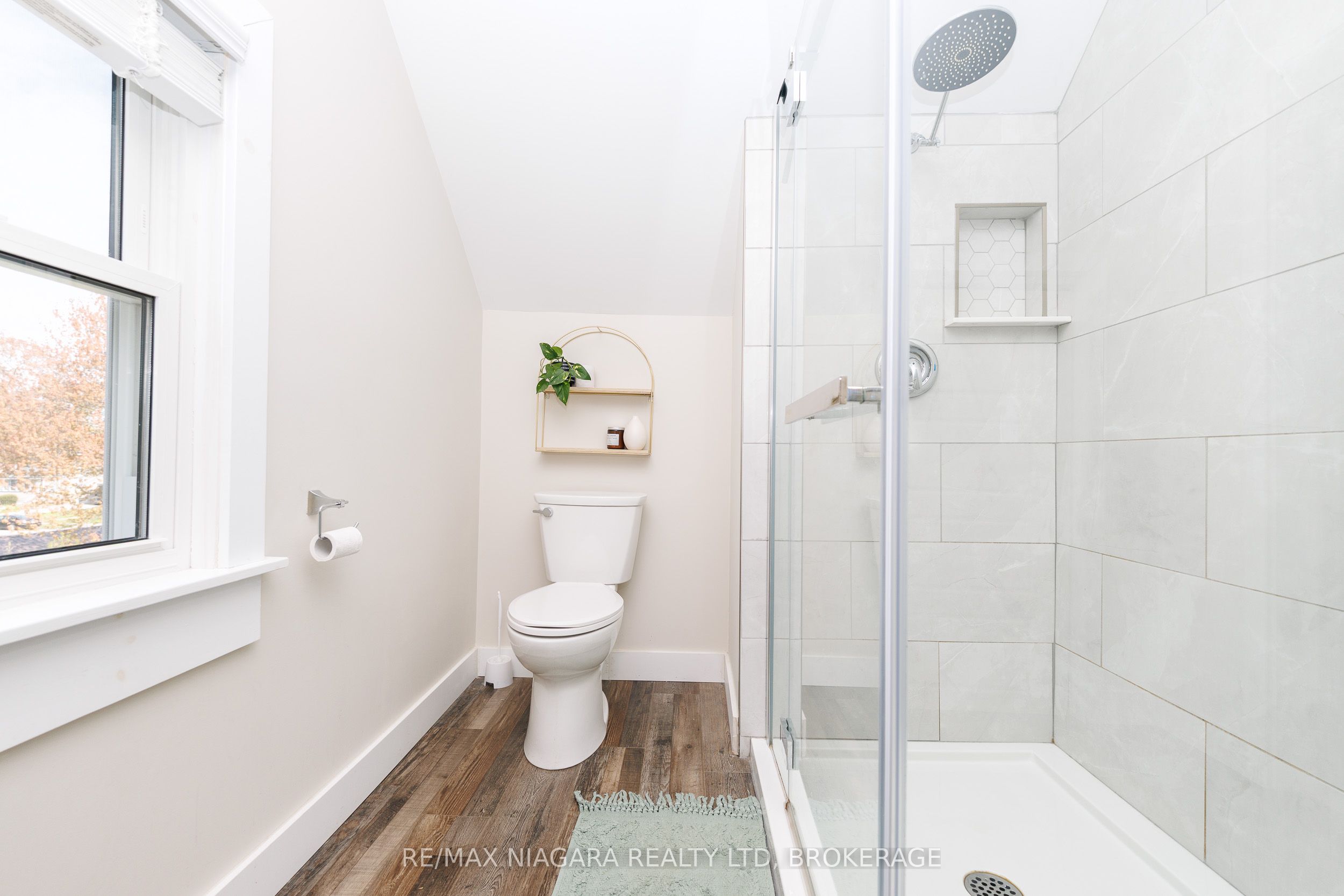 168 Steele Street Property Photo 35