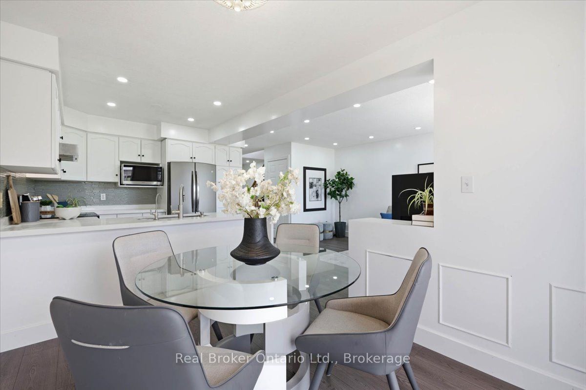 12 Castlebury Drive Property Photo 11