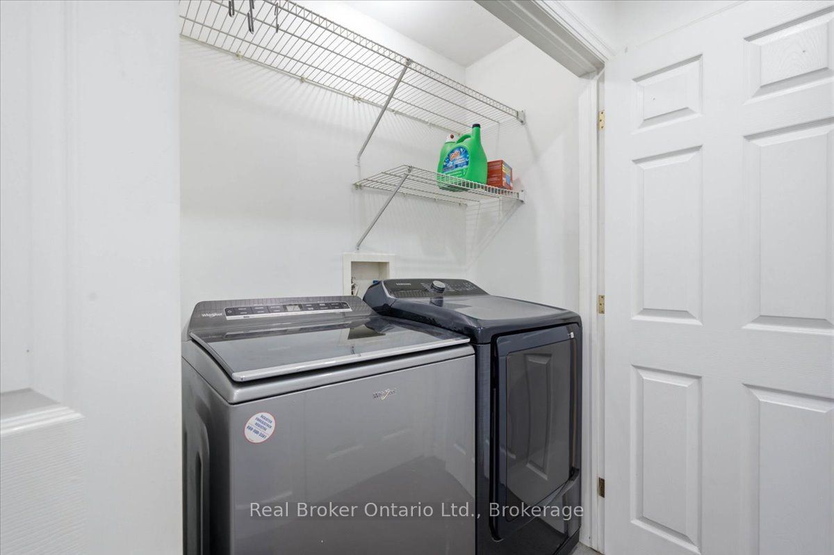 12 Castlebury Drive Property Photo 17