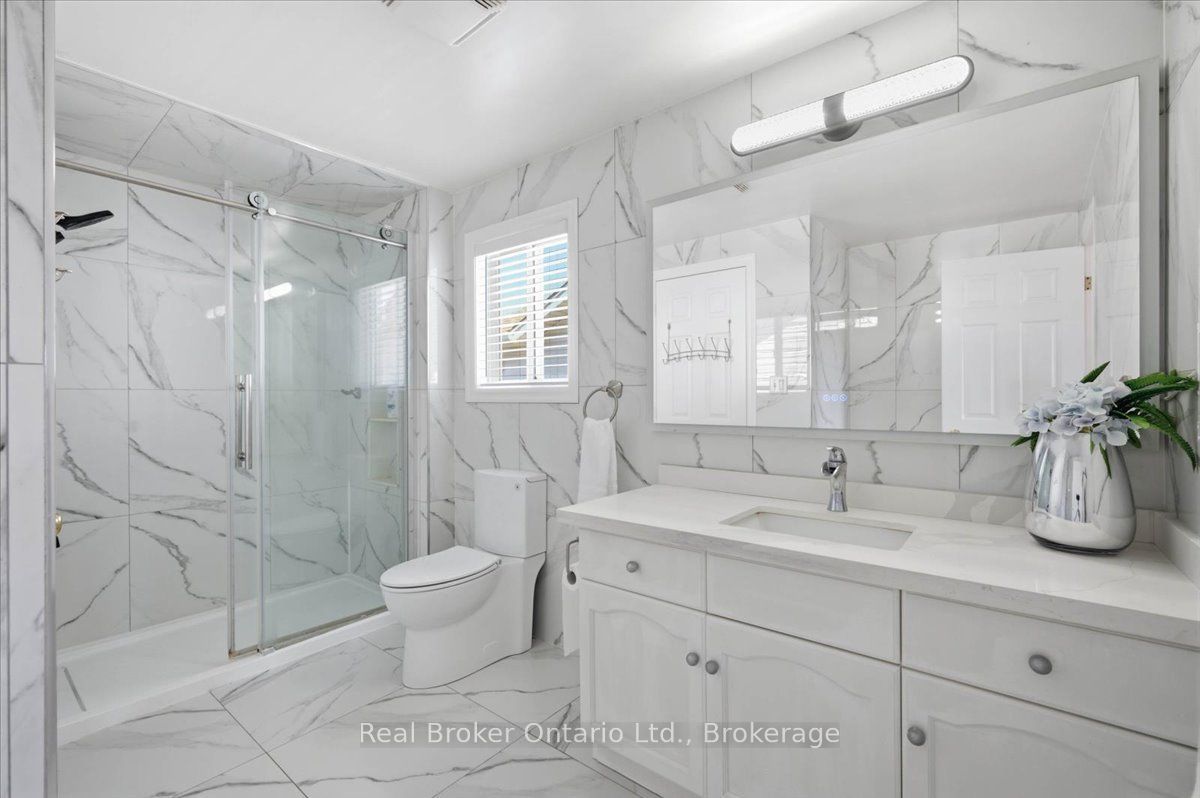 12 Castlebury Drive Property Photo 22