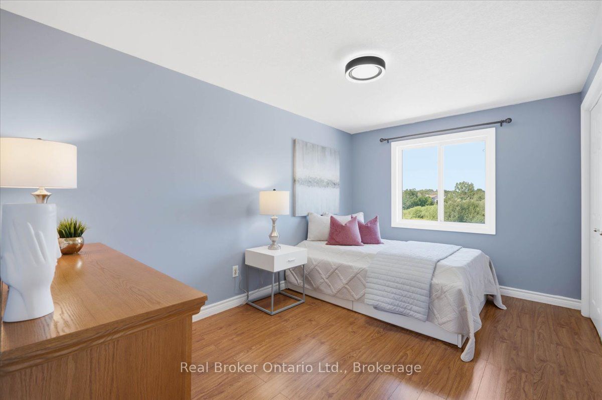 12 Castlebury Drive Property Photo 23