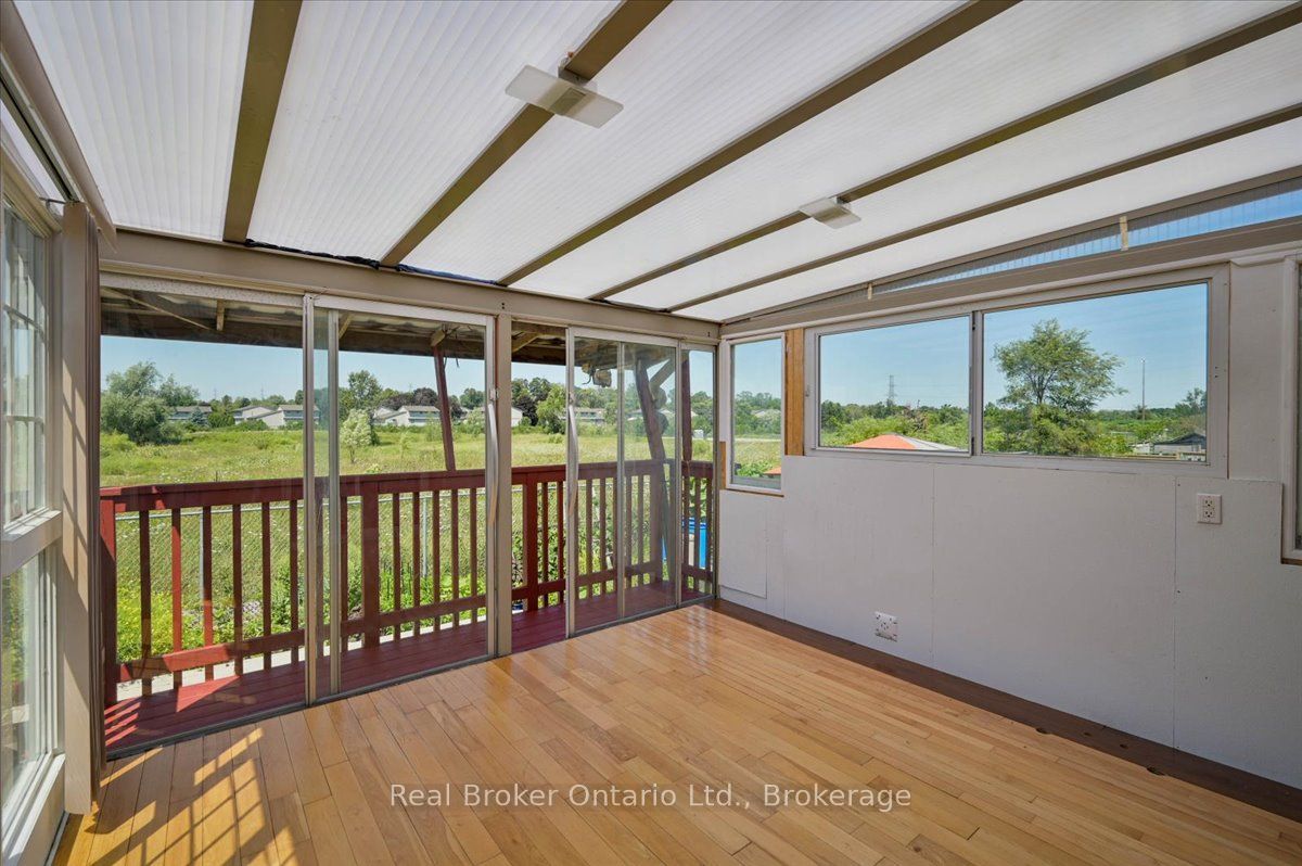 12 Castlebury Drive Property Photo 39