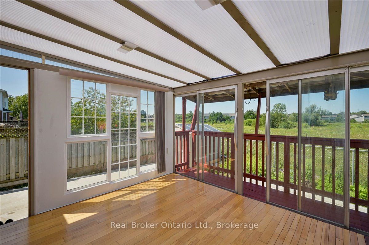 12 Castlebury Drive Property Photo 40