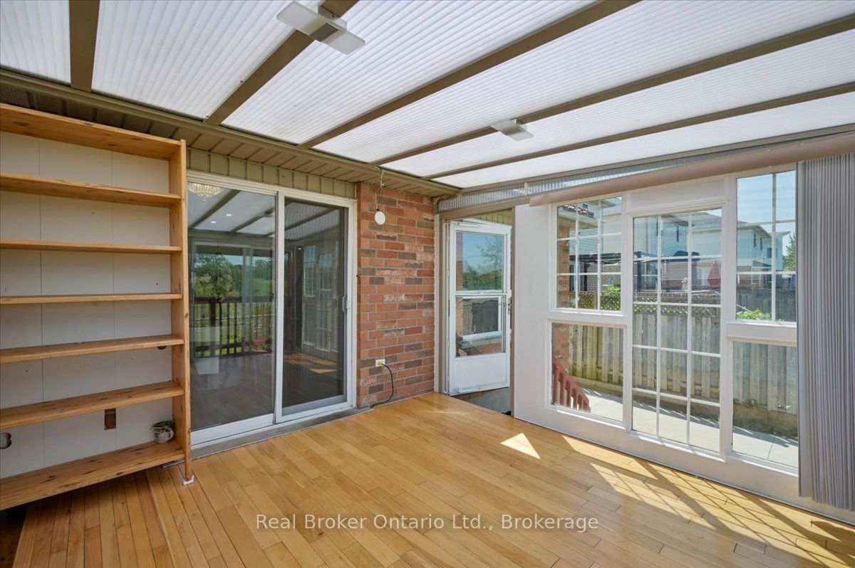 12 Castlebury Drive Property Photo 41