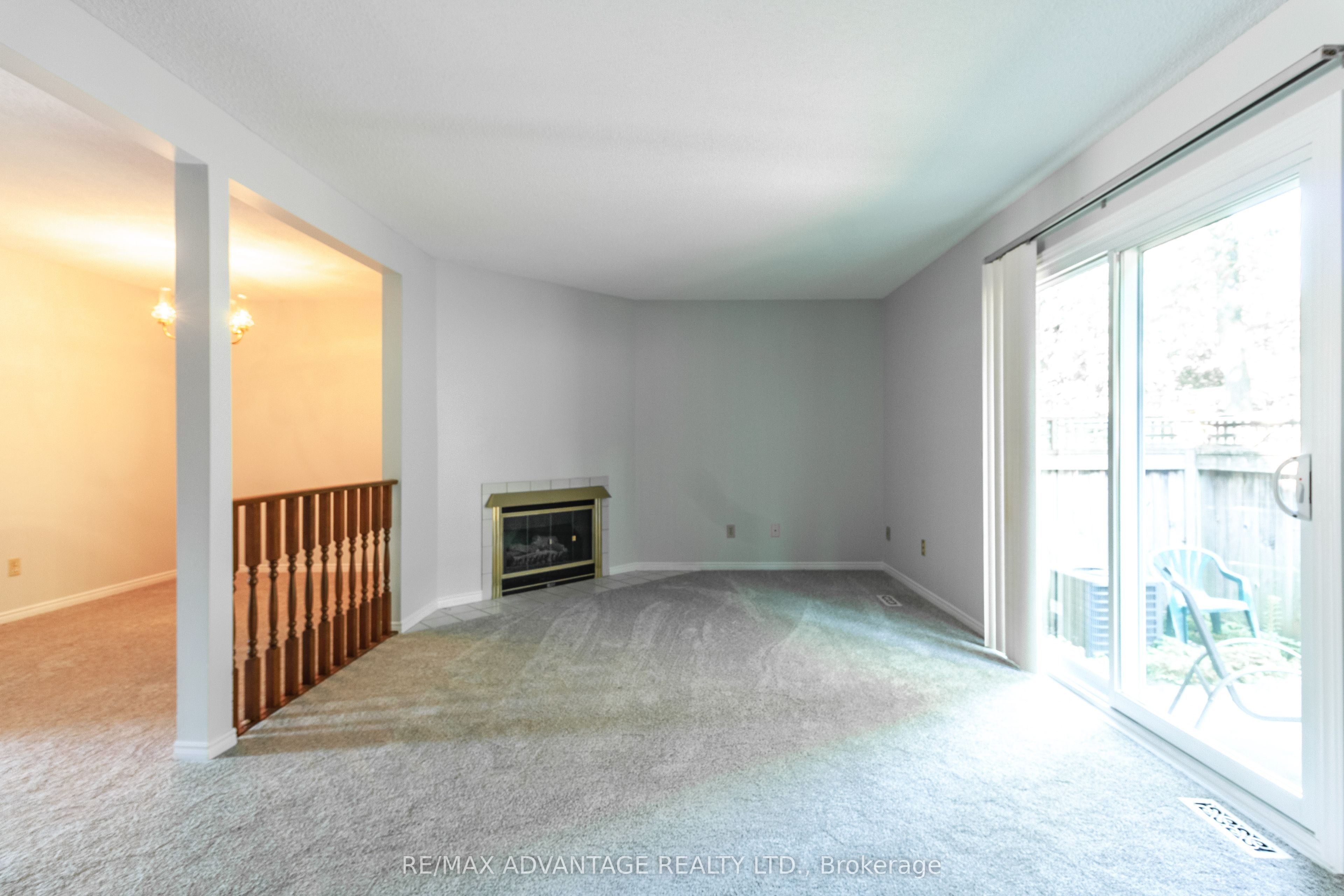 1294 Byron Baseline Road W 4 Property Photo 11