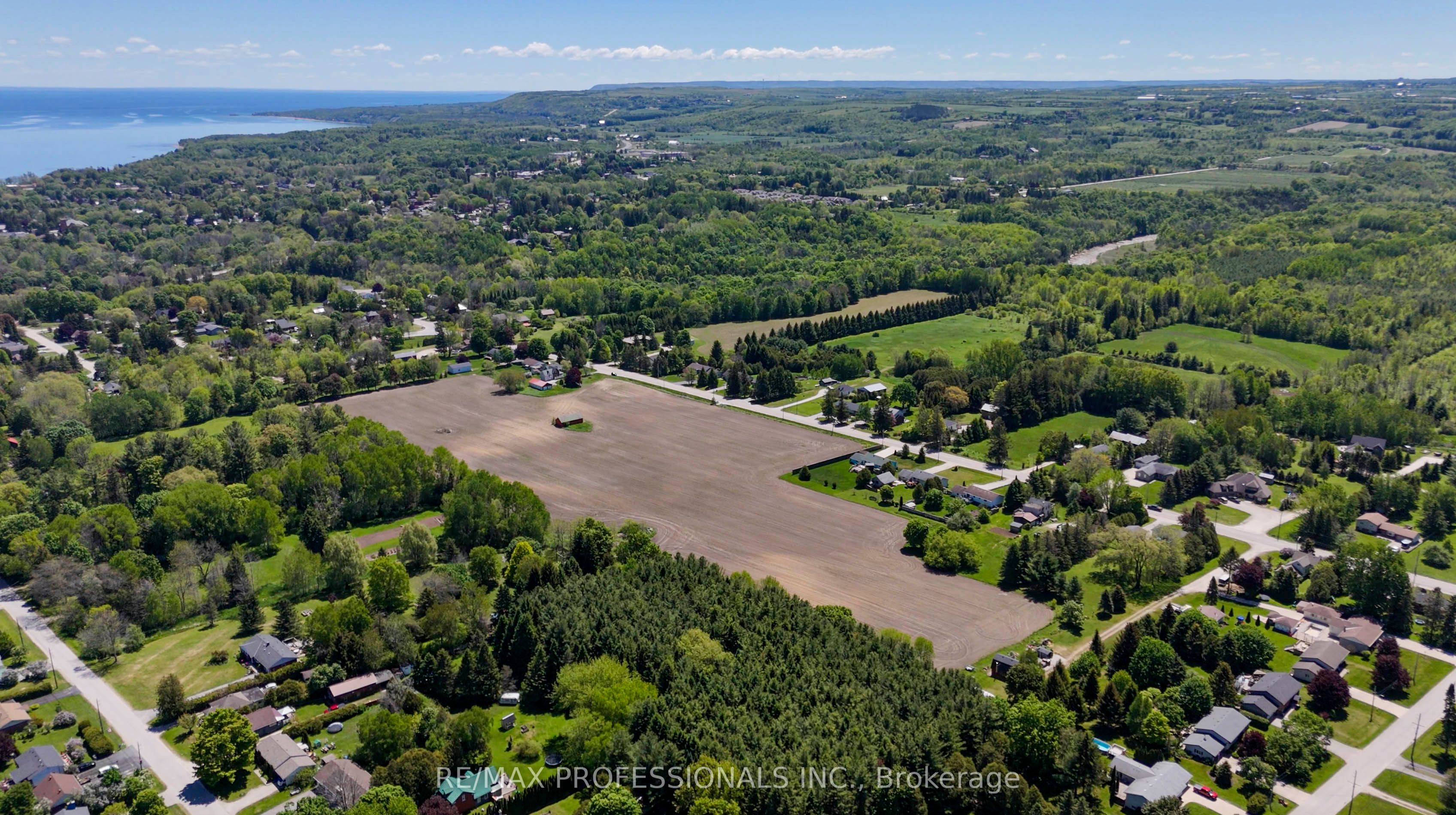 412 Miller Street Property Photo 6