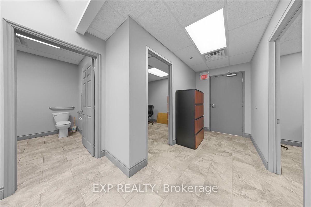 40 Sunset Boulevard 124 Property Photo 13