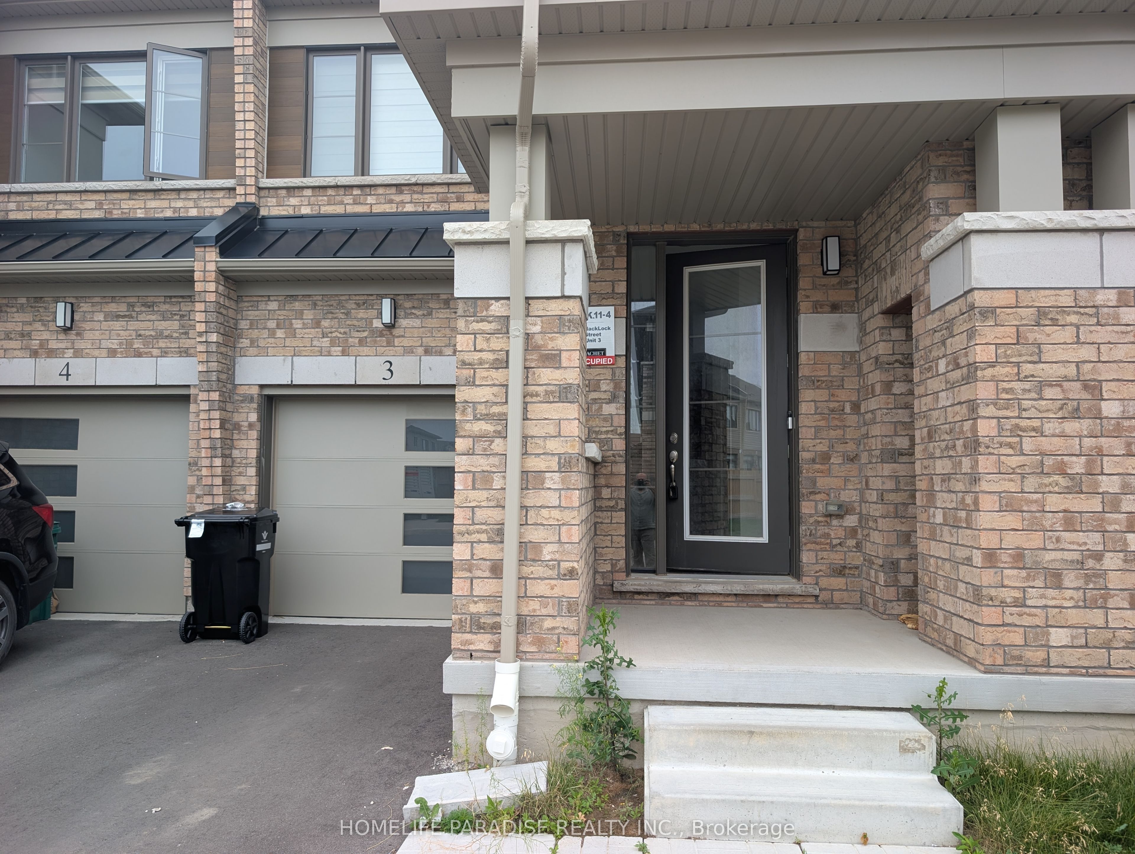 15 Blacklock Street E 3 Property Photo 1