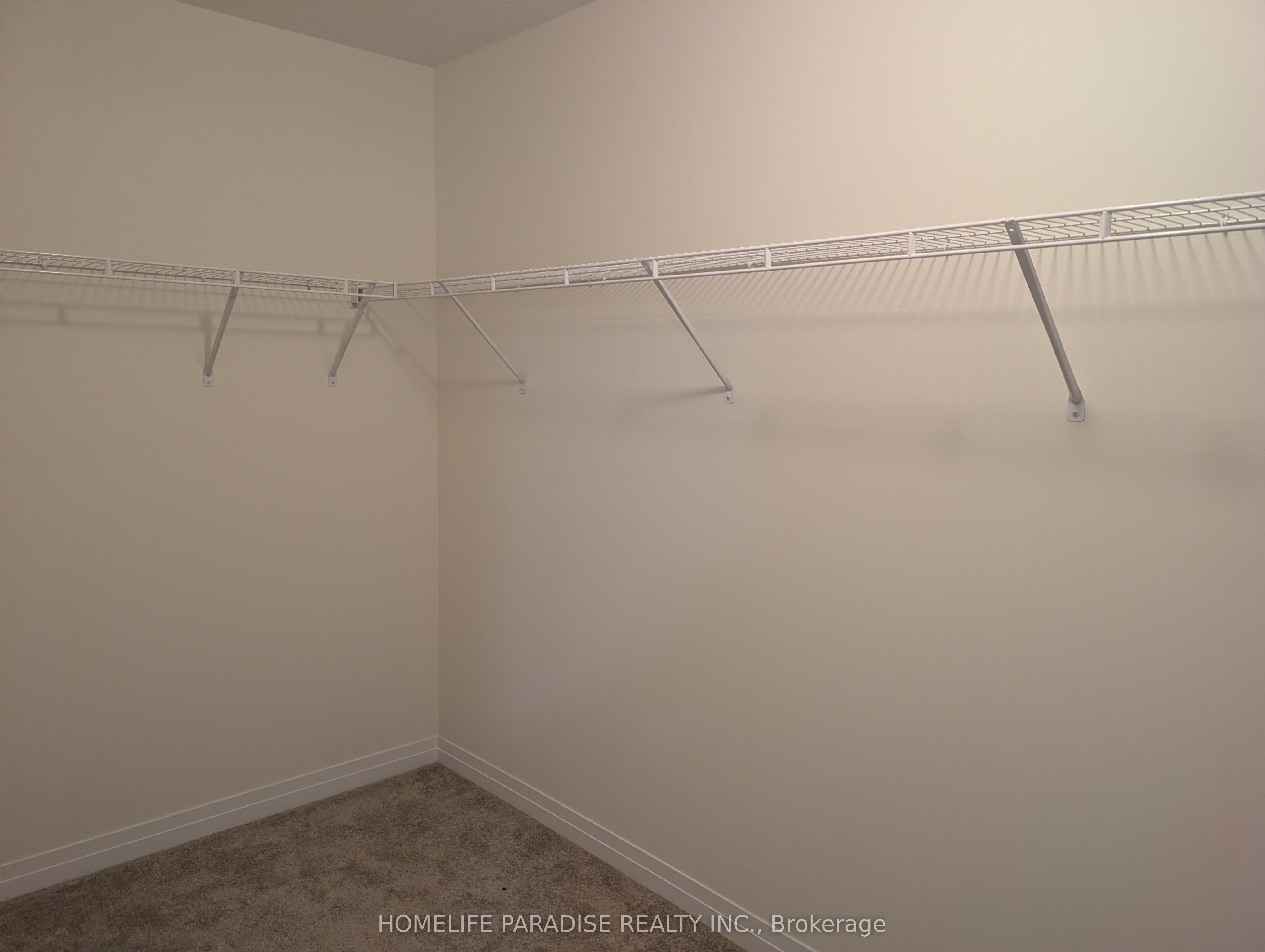 15 Blacklock Street E 3 Property Photo 10