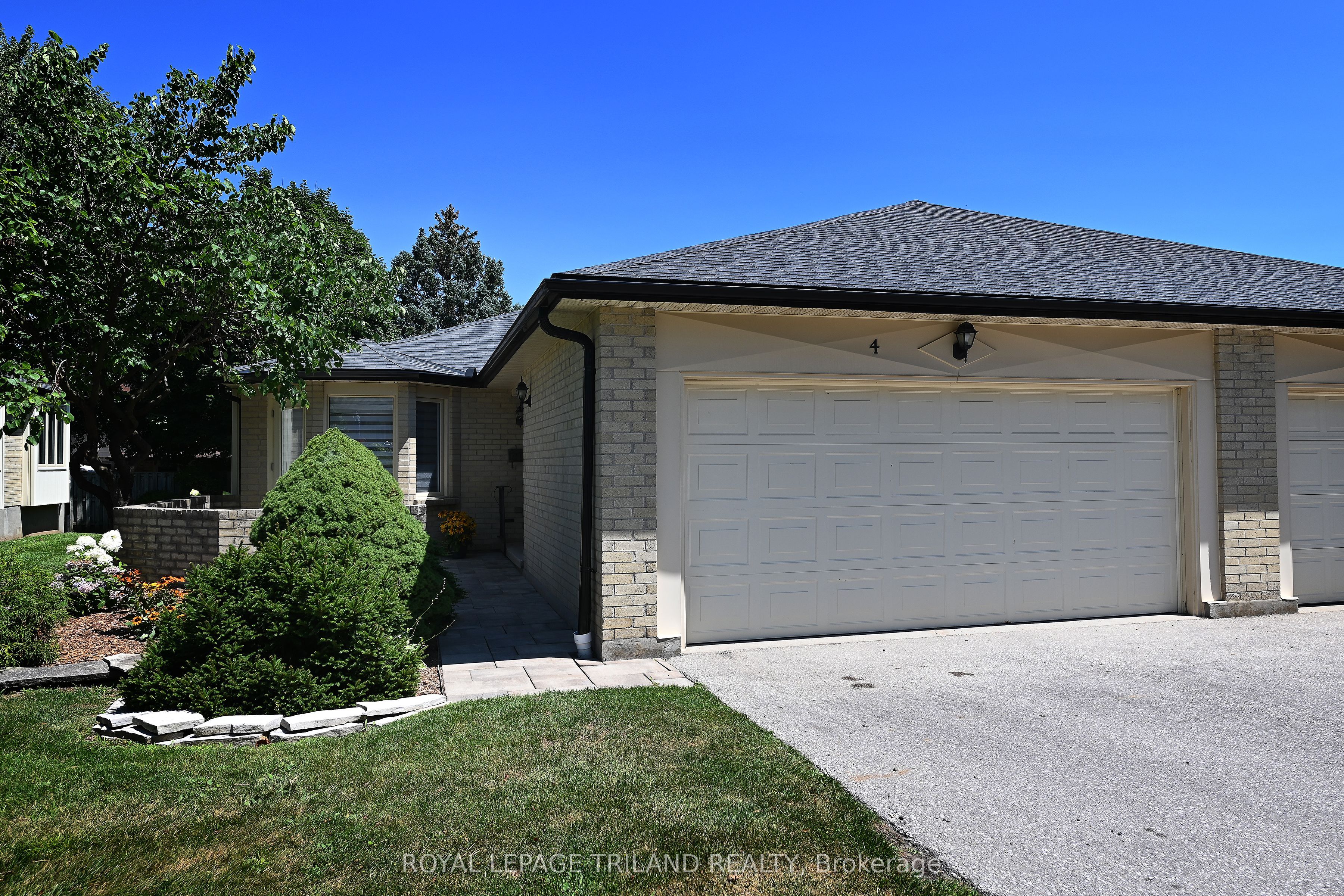 94 Pine Valley Gate 4 Property Photo 1