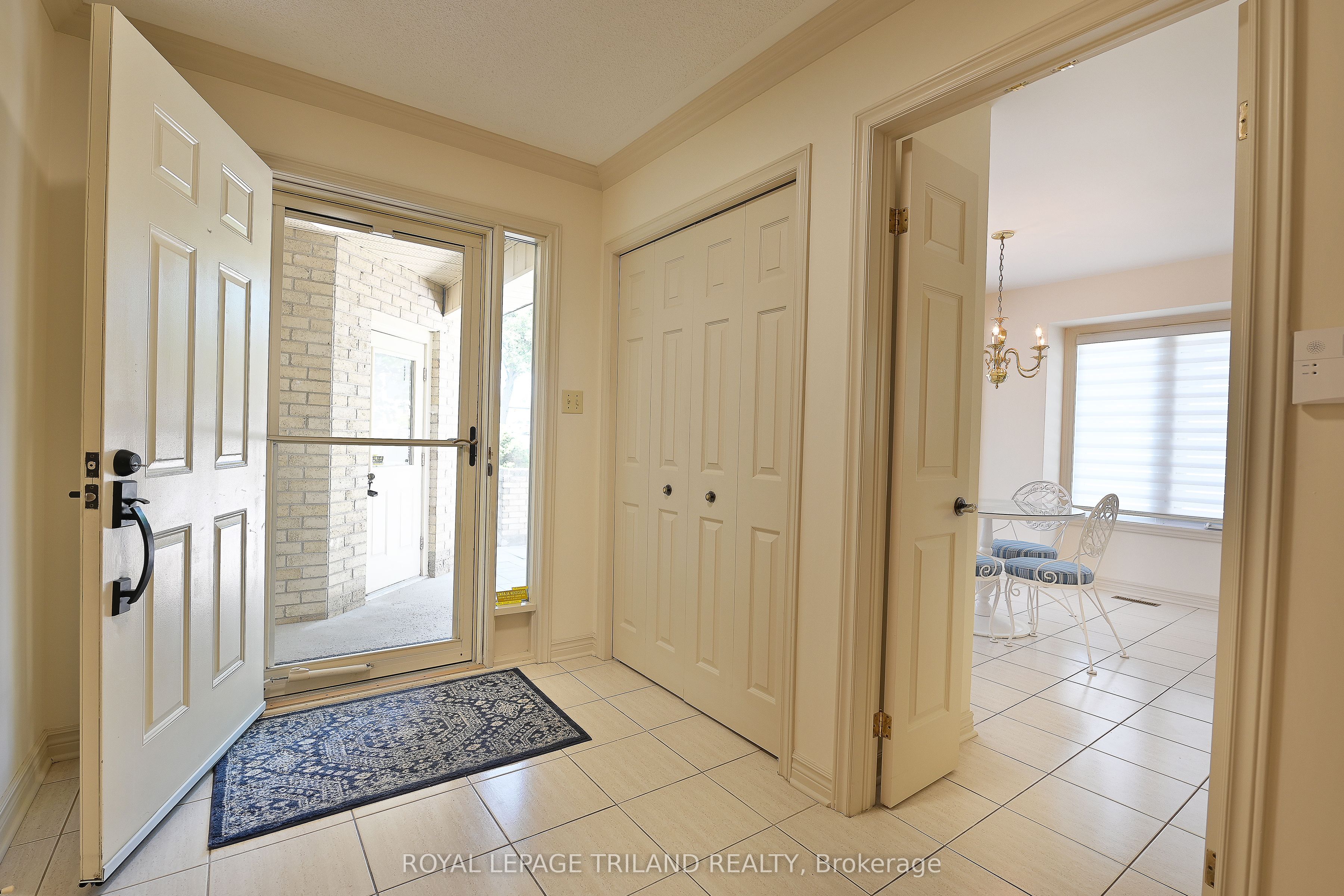 94 Pine Valley Gate 4 Property Photo 5