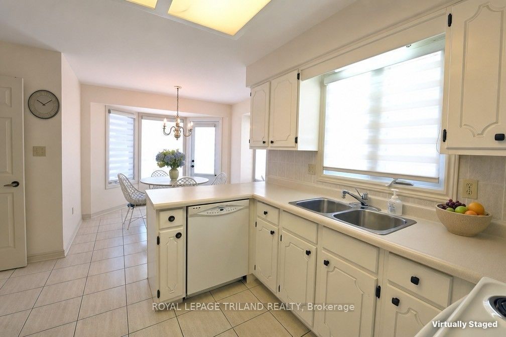 94 Pine Valley Gate 4 Property Photo 9