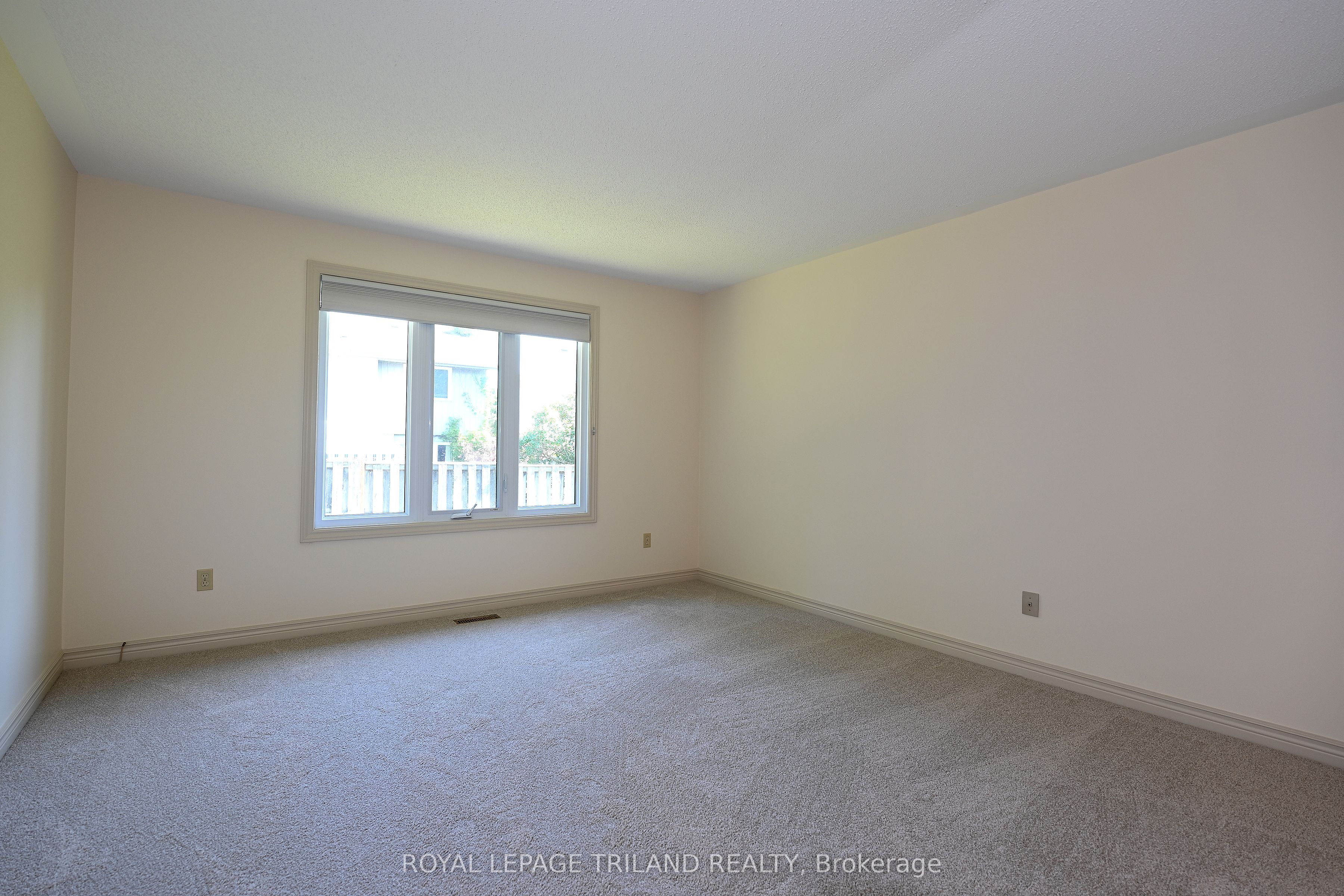 94 Pine Valley Gate 4 Property Photo 19